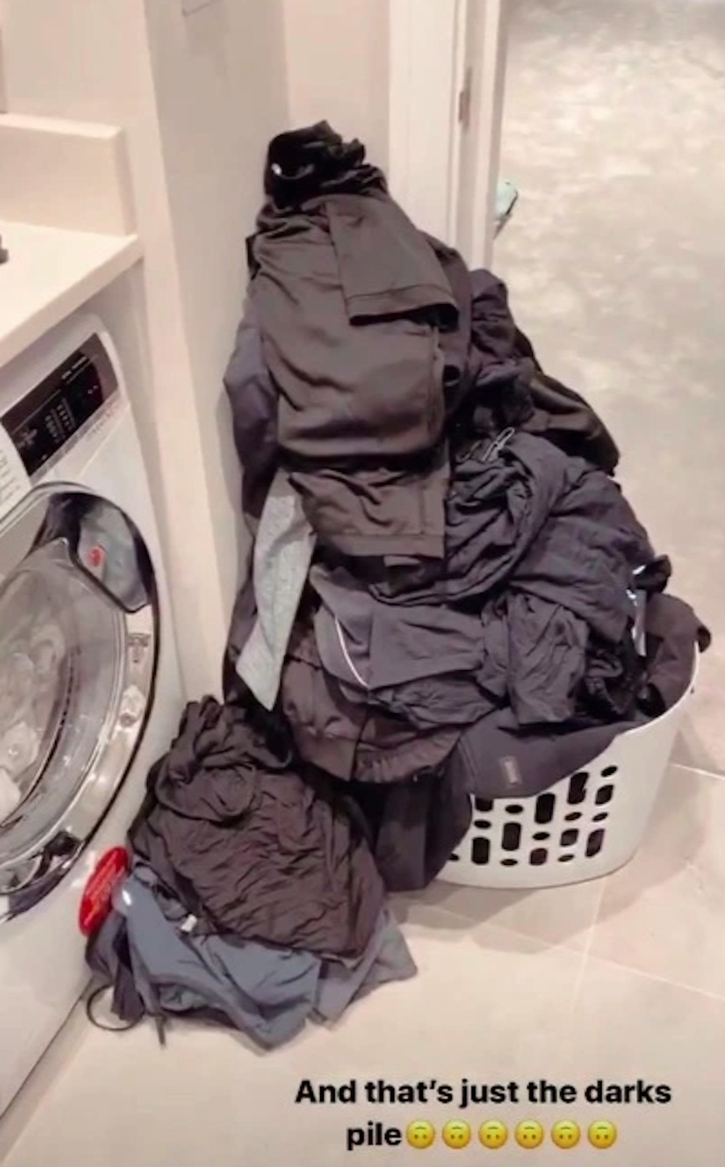 molly-mae washing