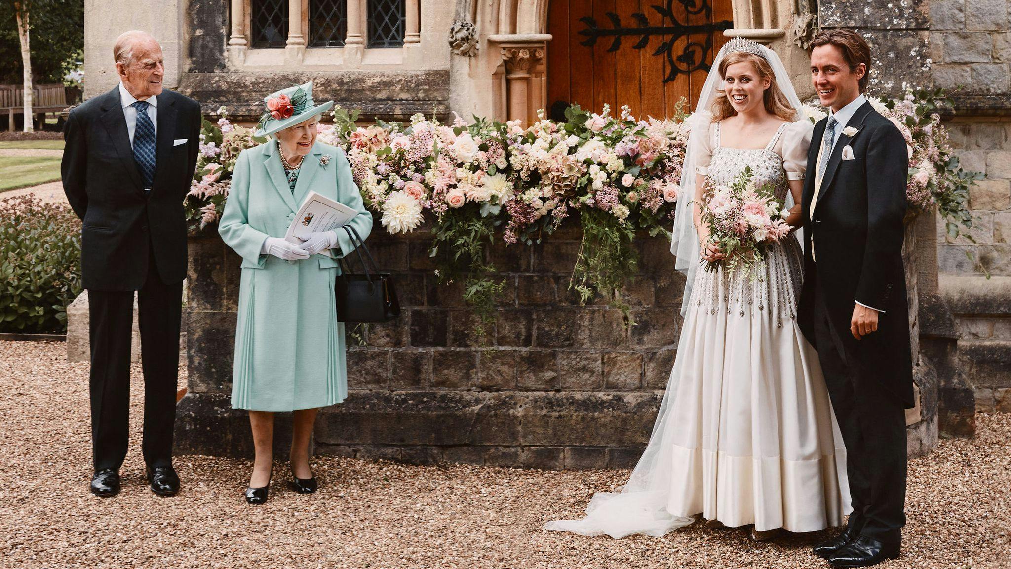 Princess Beatrice Wore A Vintage Wedding Dress On Loan From The Queen