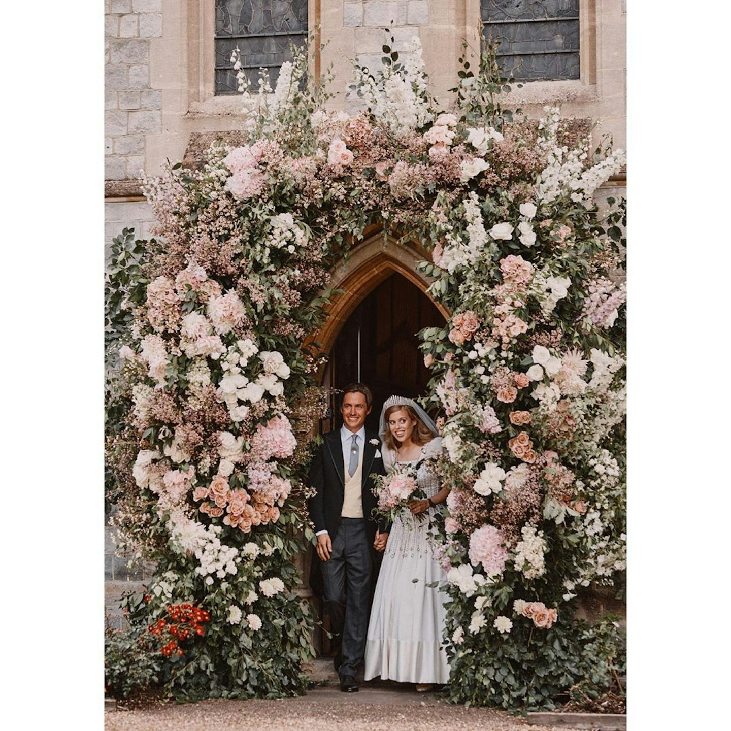 Photos from Princess Beatrice and Edoardo Mapelli Mozzi's wedding