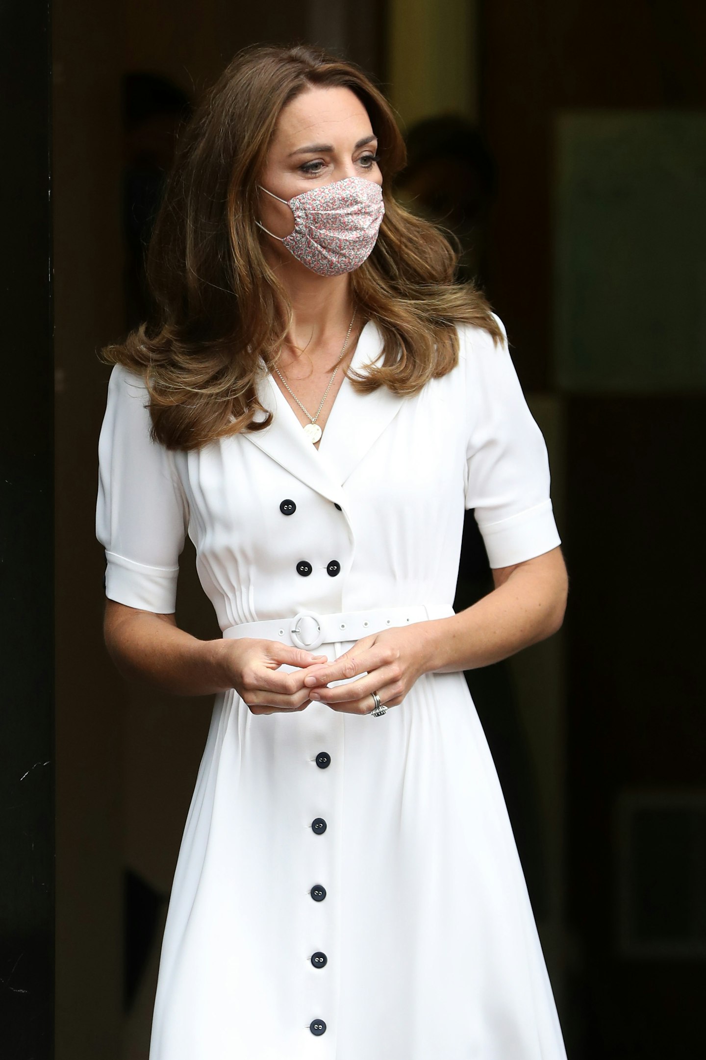 kate middleton face covering 