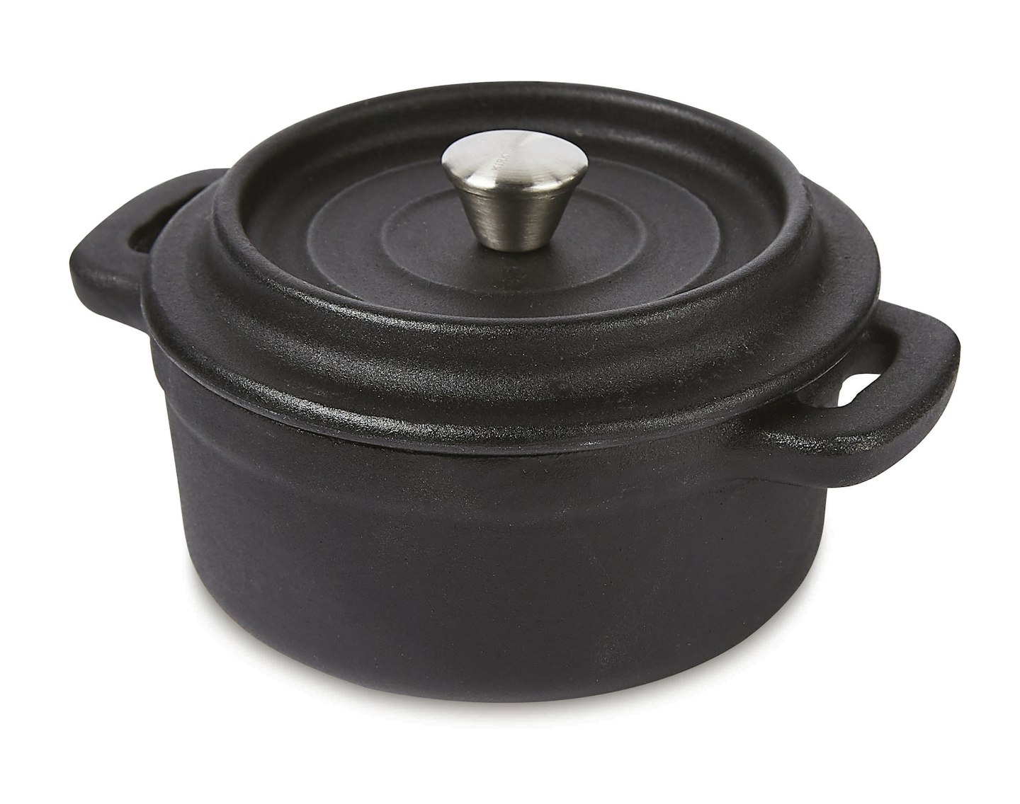 Aldi's Specialbuy cookware that looks just like Le Creuset
