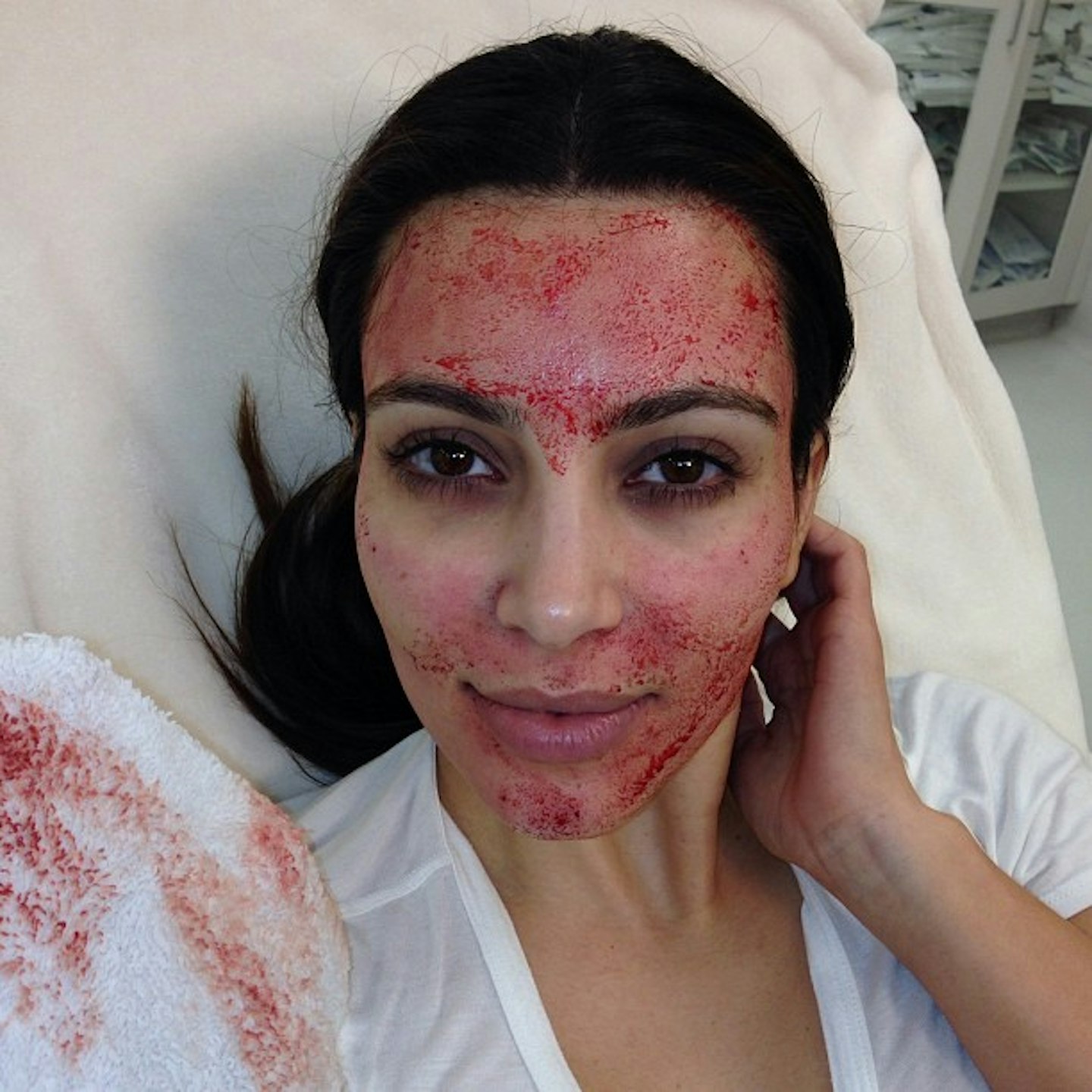 Keeping Up With The Kardashians Beauty Lessons