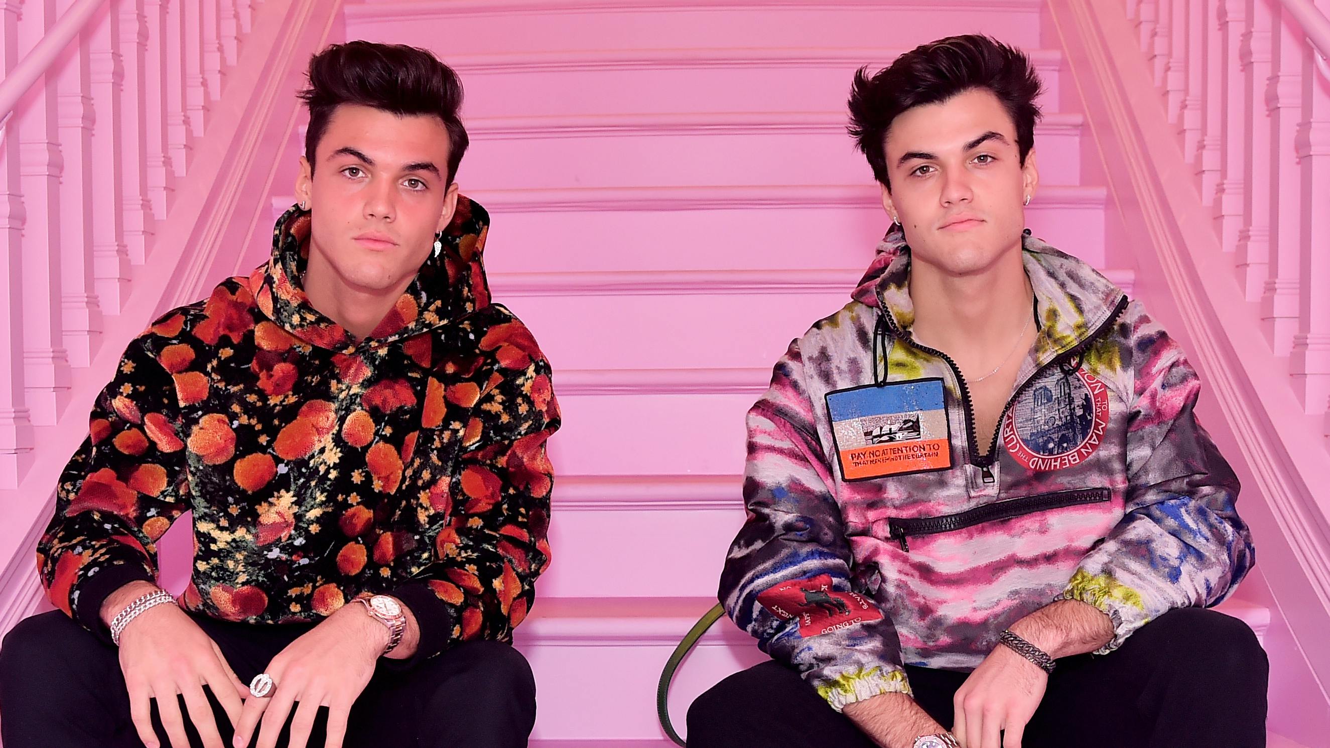 The Dolan Twins Get Tattoos From Fans  TigerBeat