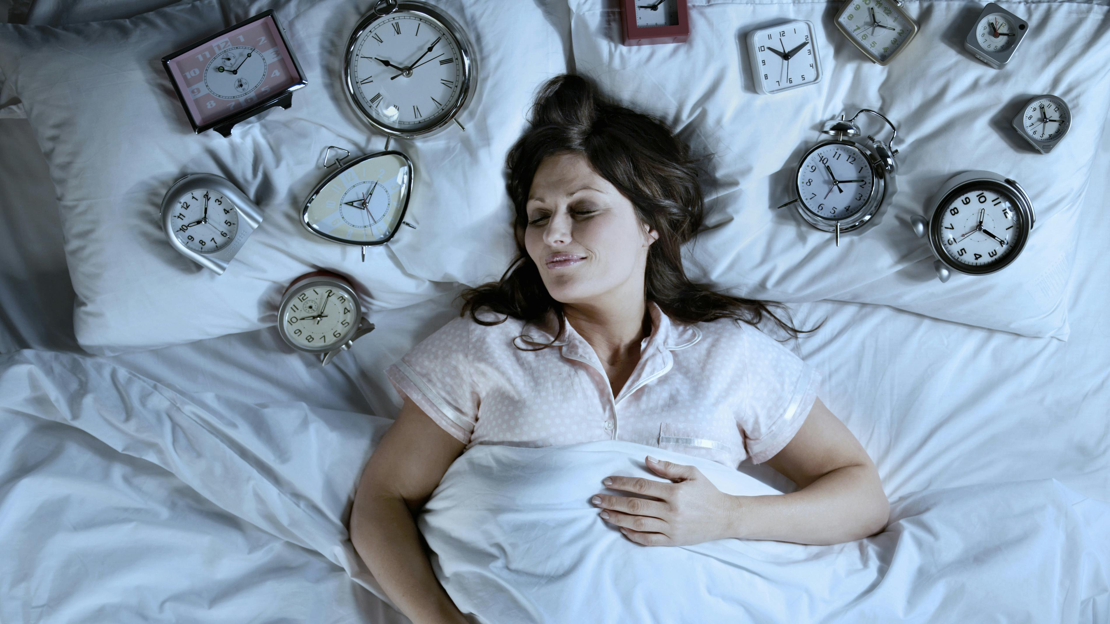 7 tips for a better night's sleep when the clocks change
