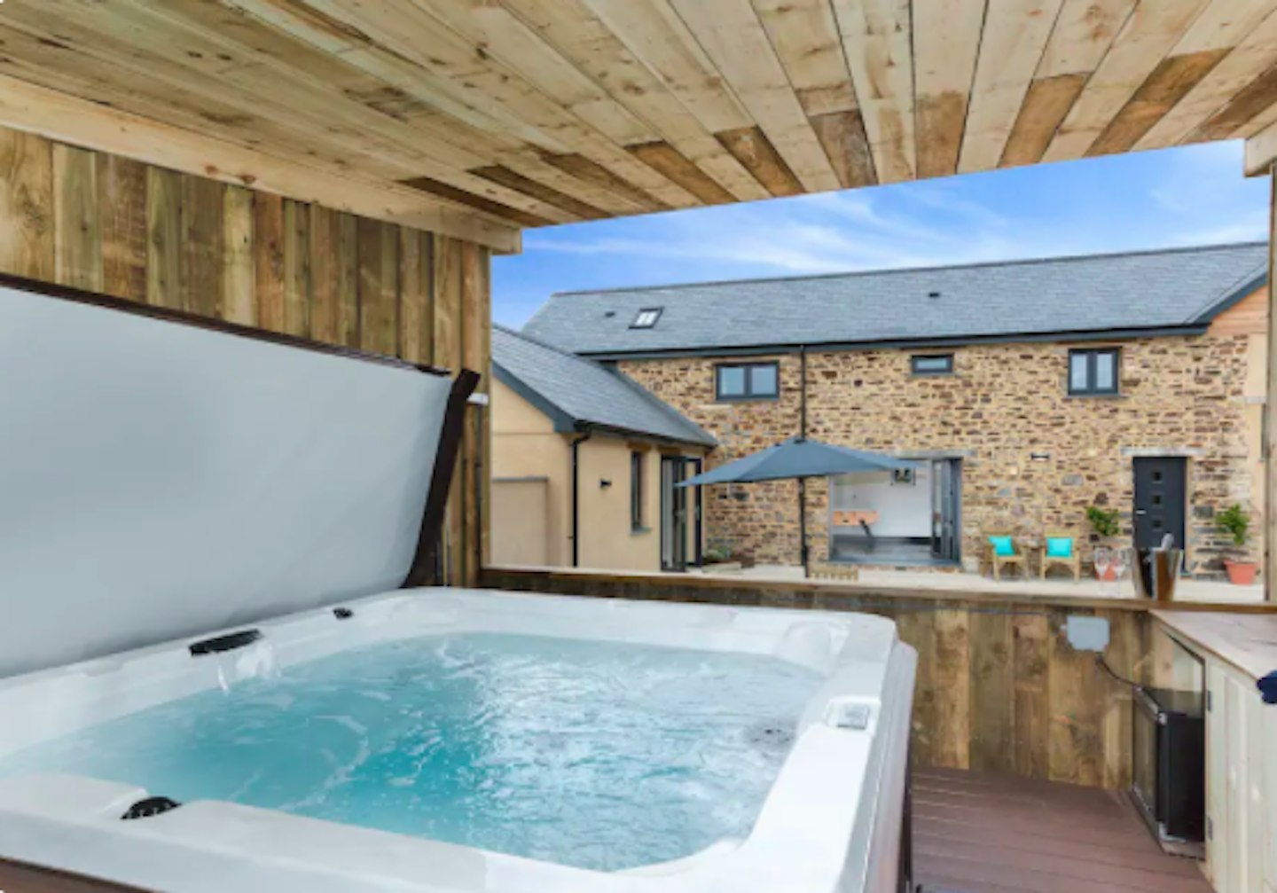 The Best Dog Friendly Airbnbs - Grazia