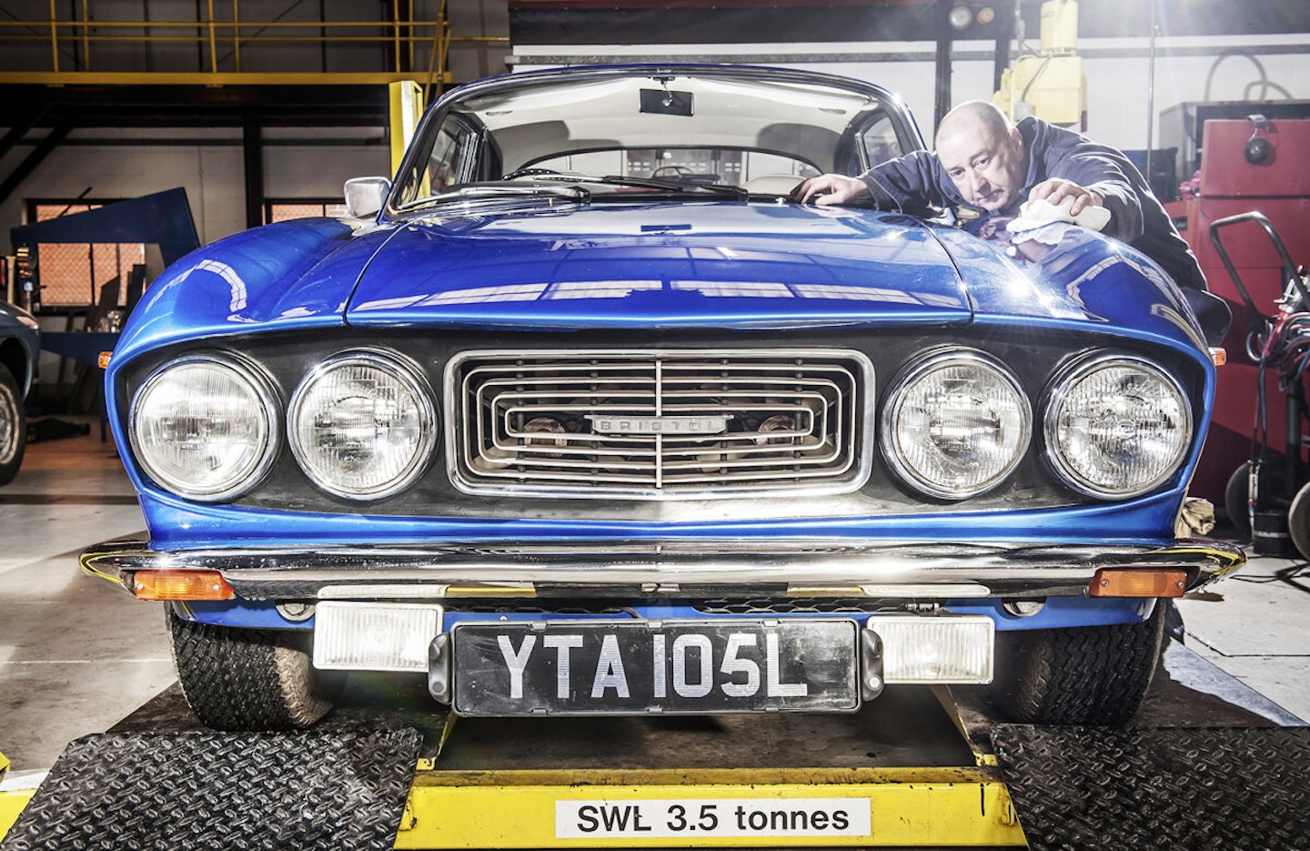 New bumpers were made by a company in Vietnam. Colour is an original factory hue – Bristol Blue