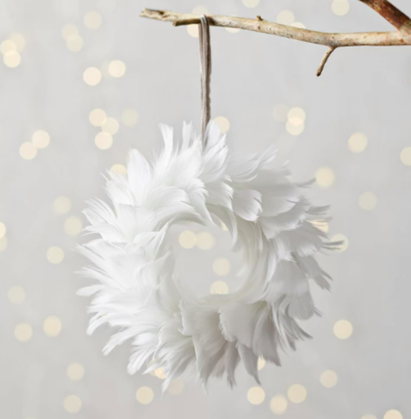 Christmas 2020: Christmas Tree Decorations Trends - Snowy White