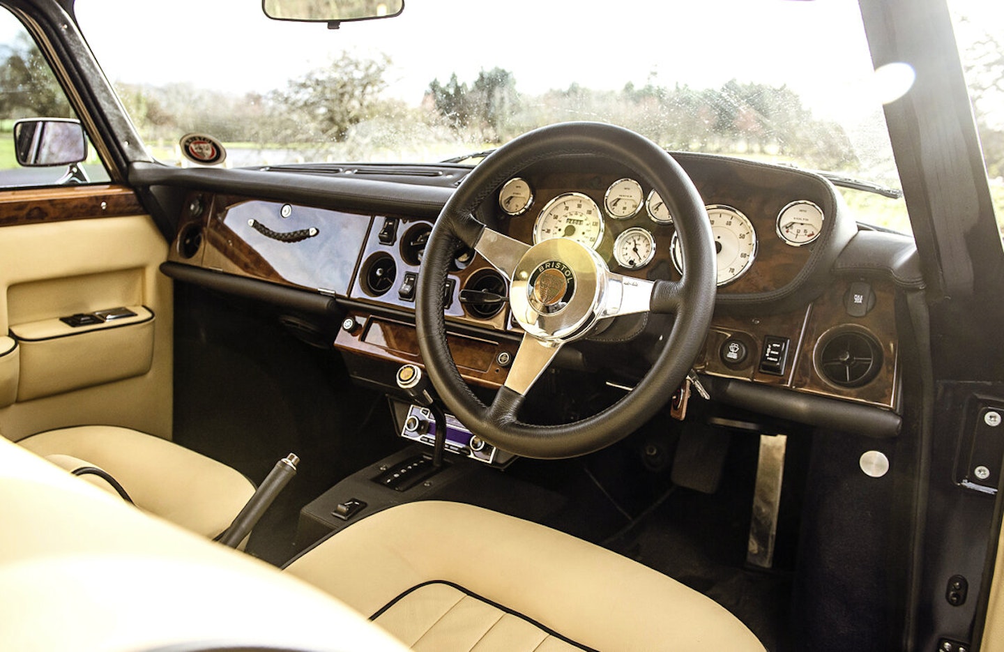 Floor-mounted gearchange marks this out as a Seventies incarnation