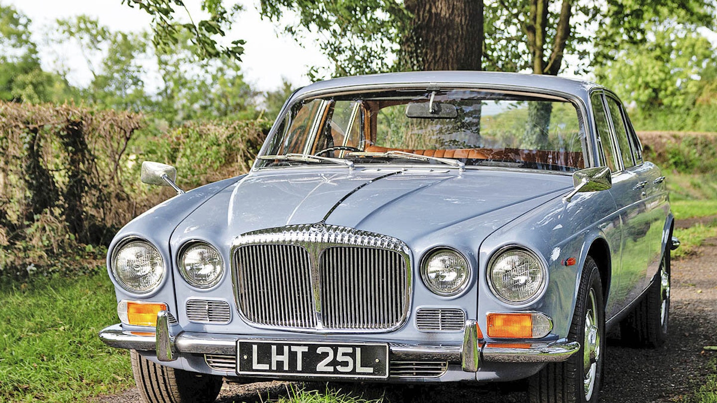 Daimler Sovereign Series 1