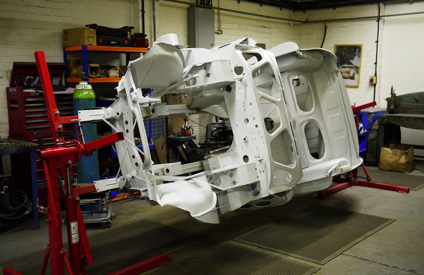 Bulkheads stayed welded to chassis throughout to ensure perfect alignment