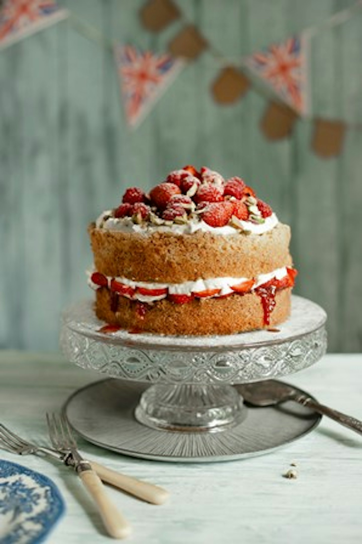 How To Make A Victoria Sandwich Cake