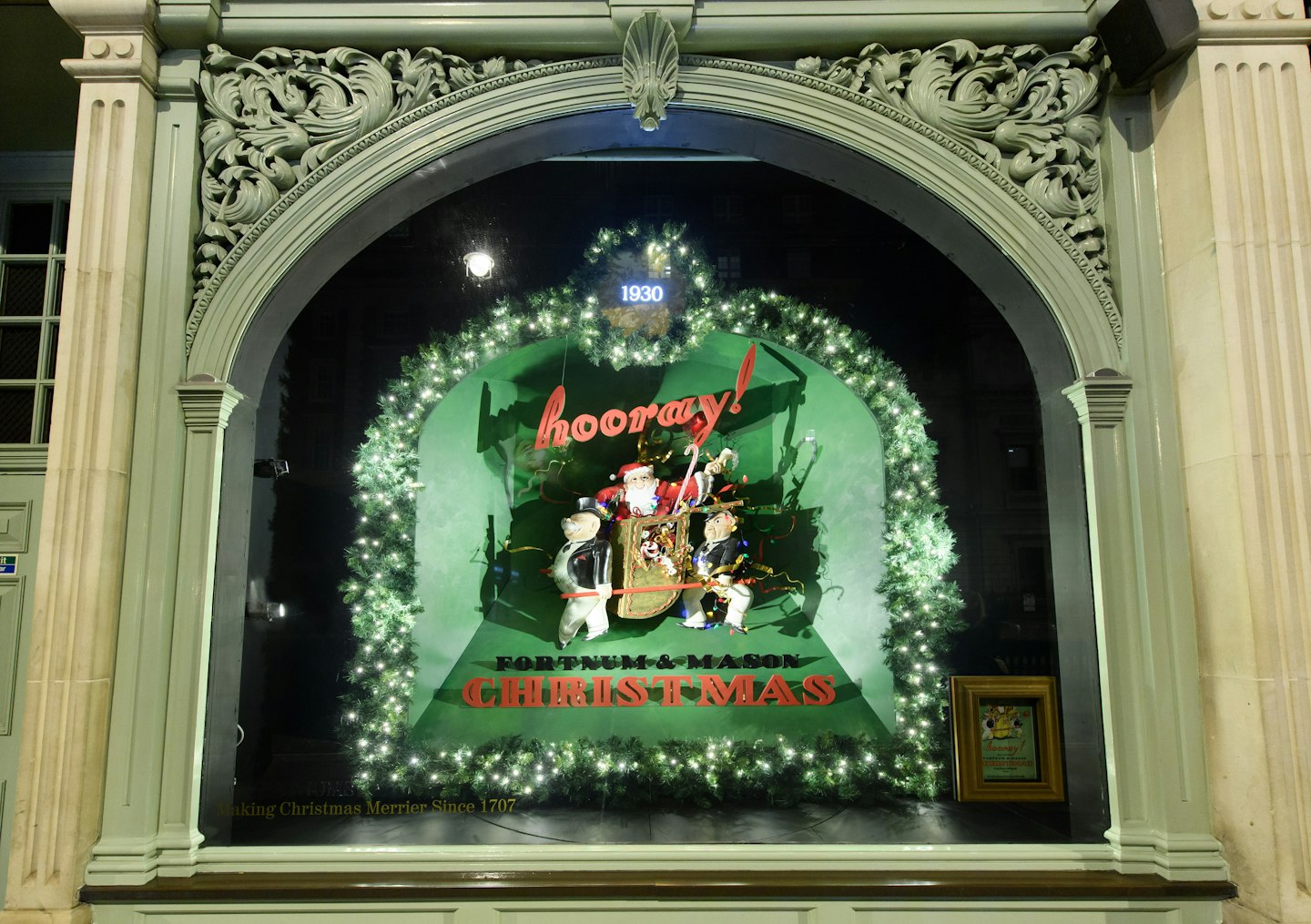 Christmas Window Displays 2020