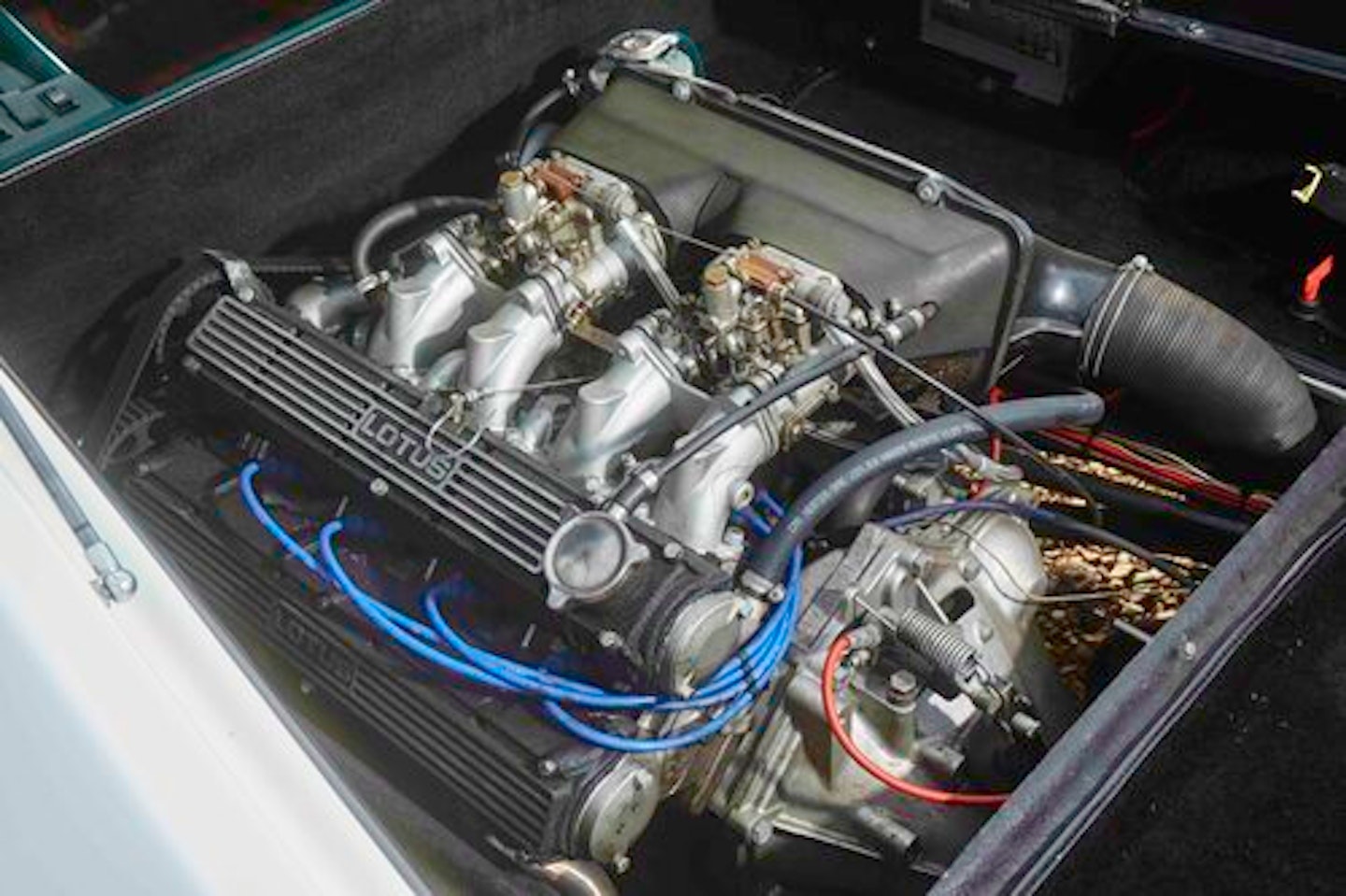 RESTO HERO - LOTUS ESPRIT