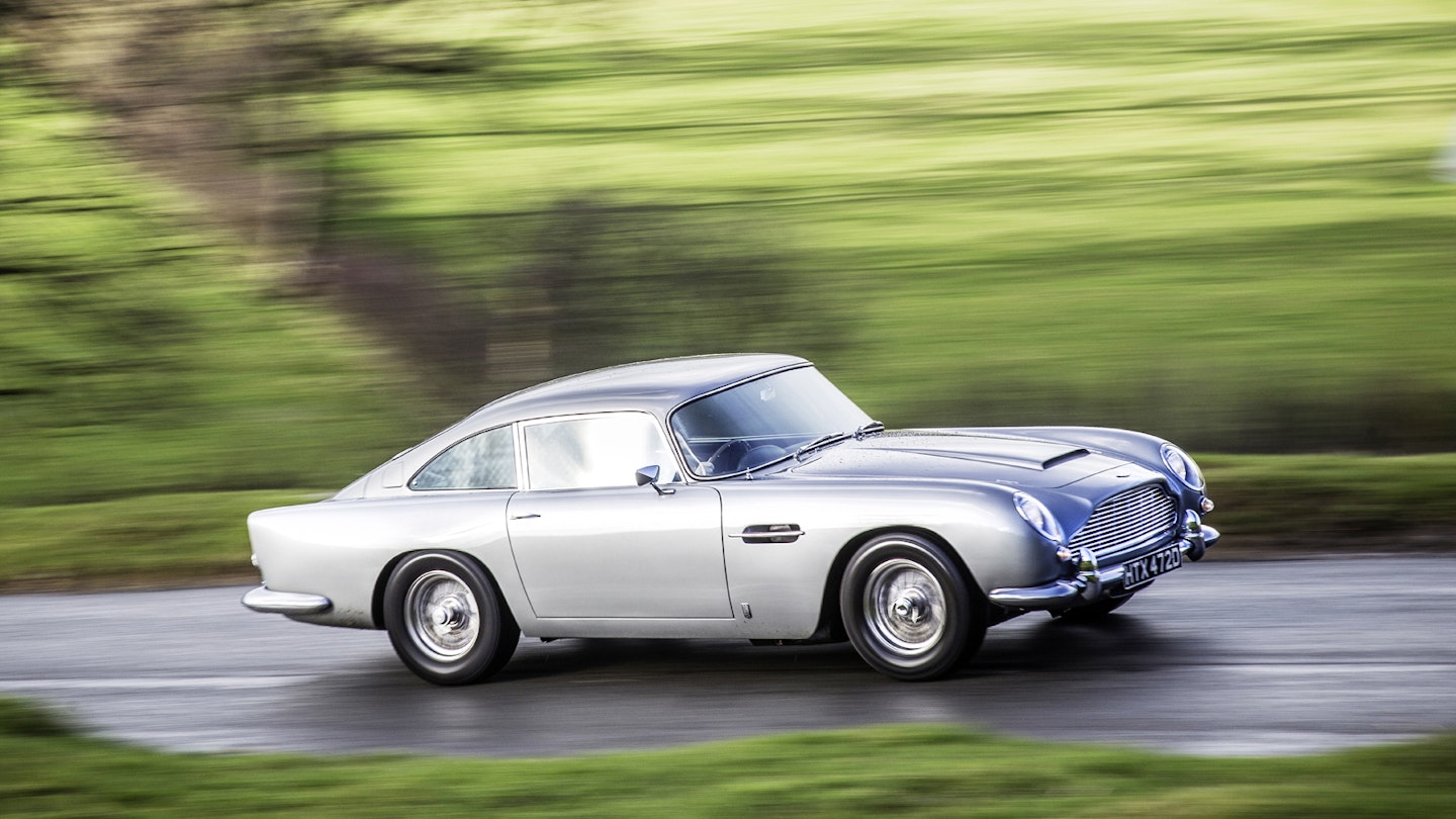 Aston DB5 side
