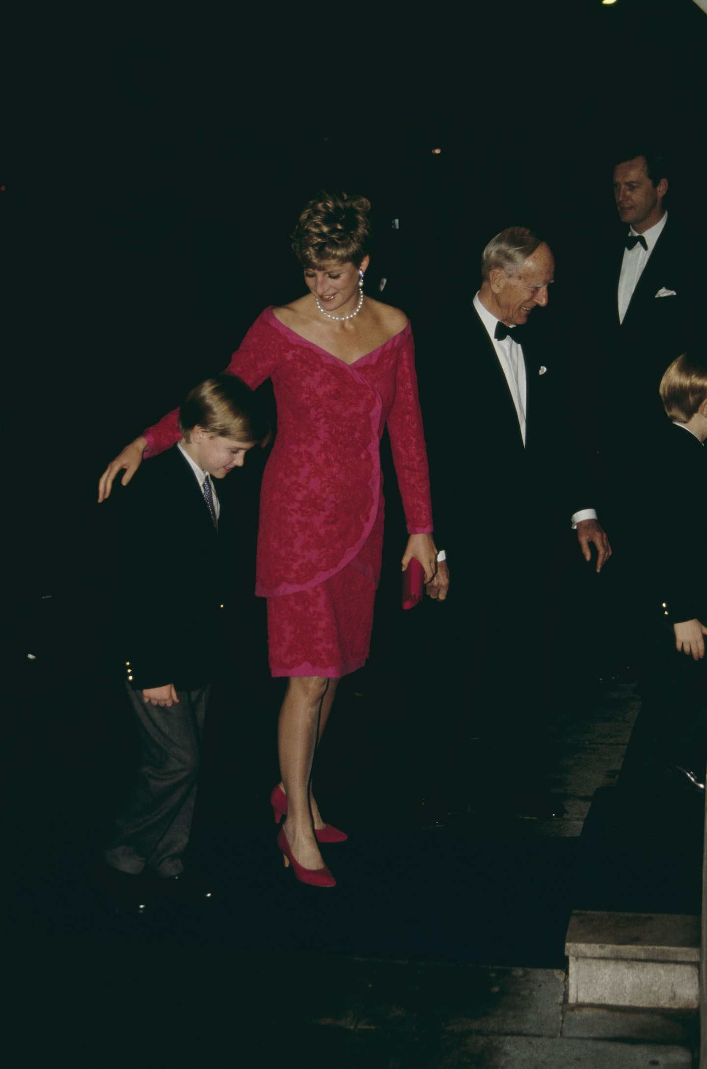 The Best Pictures Of Princess Diana At Christmas