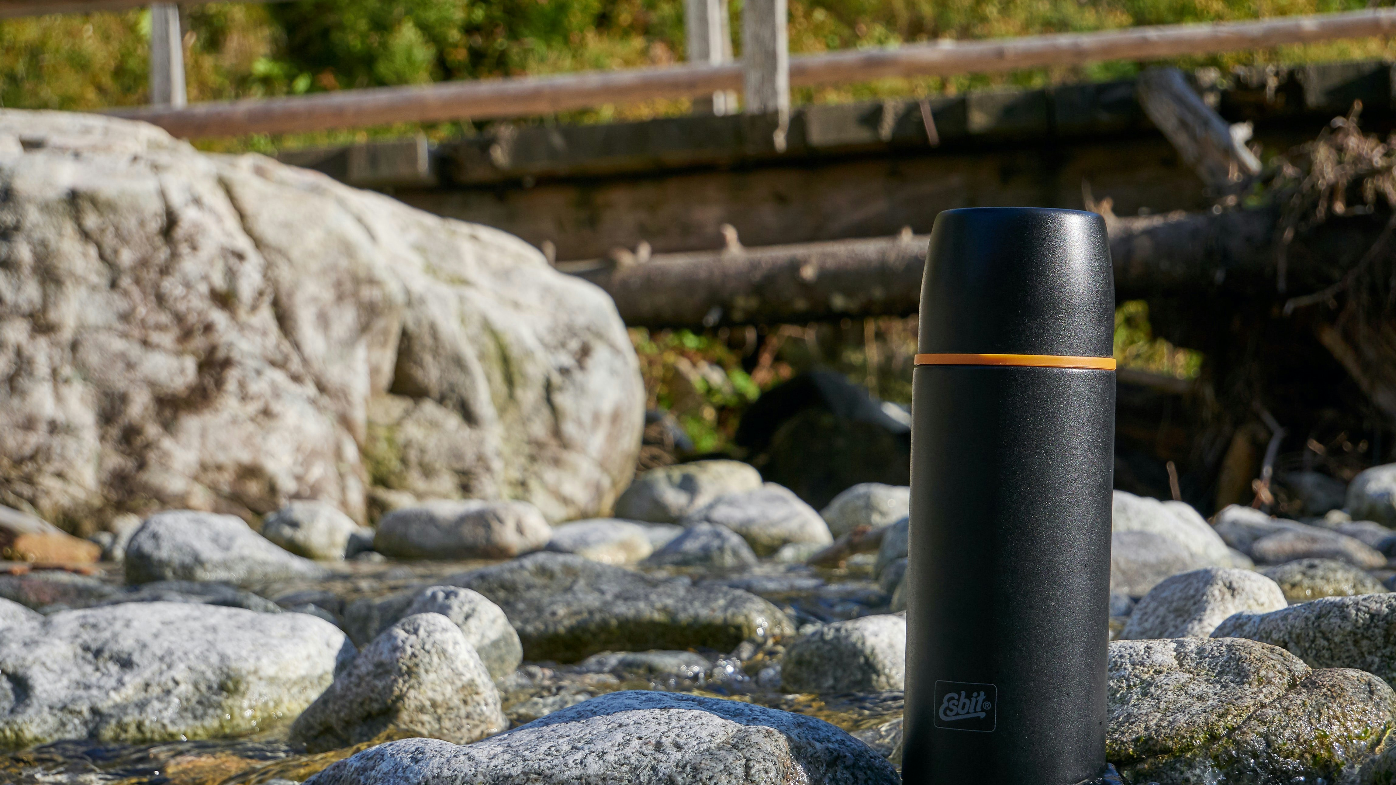 Mug High Tech The Best Hi-Tech Travel Mugs You Didn't Know You Needed