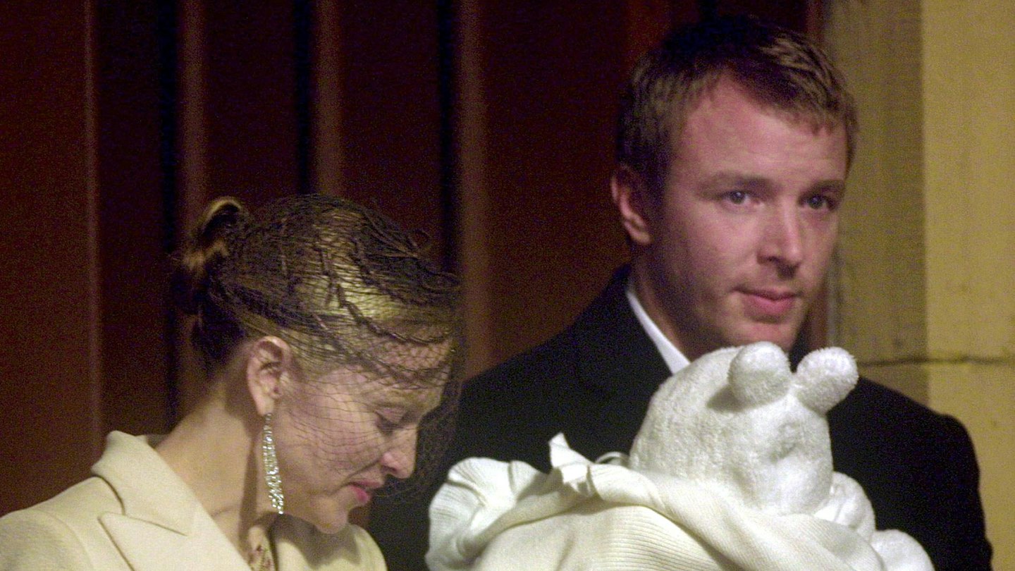 Madonna Ritchie Guy Ritchie Madonna Madonna & Guy Ritchie Custody Dispute Reaches High