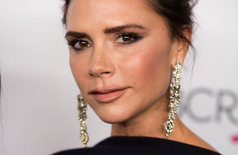 Victoria Beckham's Christmas Make-Up Tutorial Is A Must-See Grazia