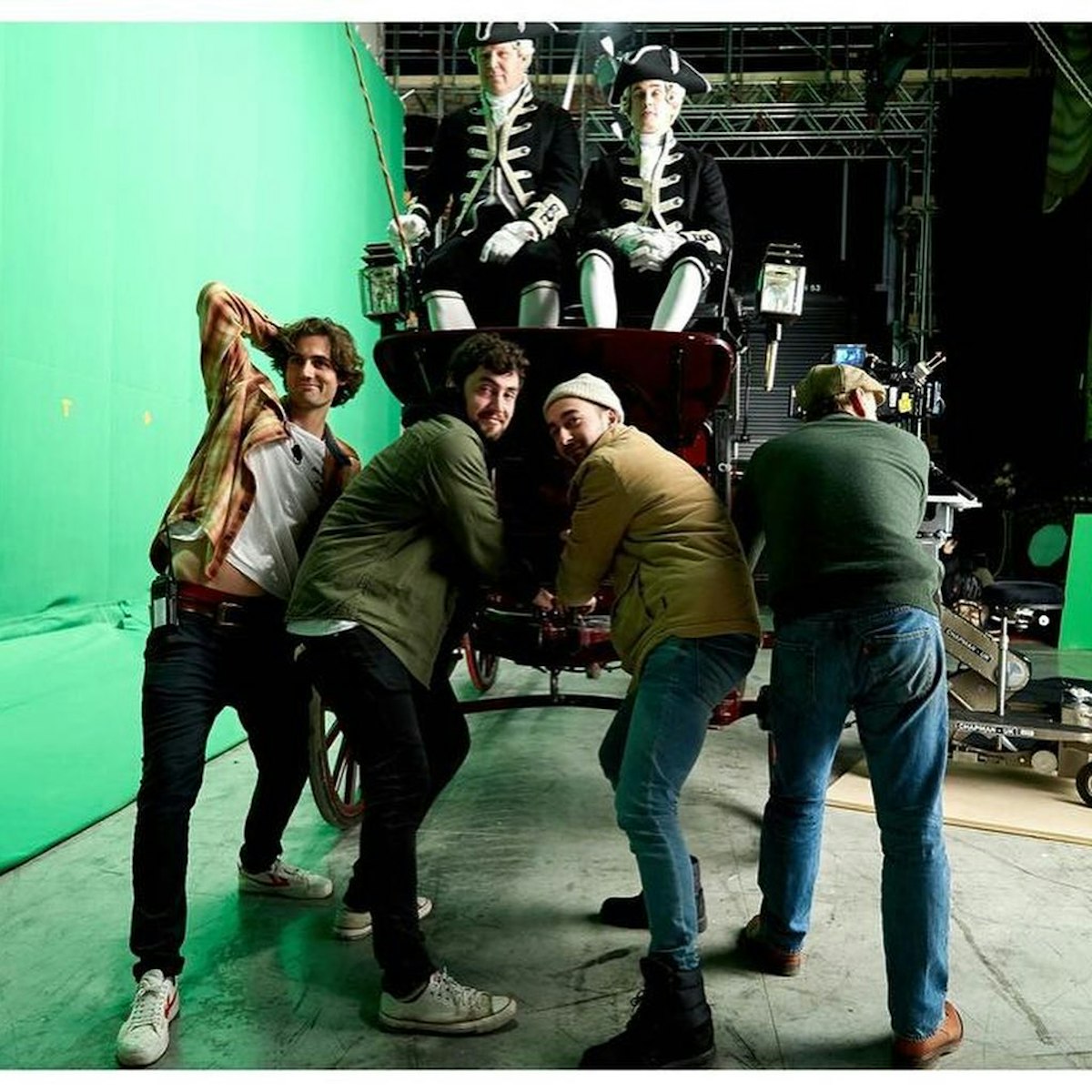 All The Best Bridgerton Behind-The-Scenes Photos