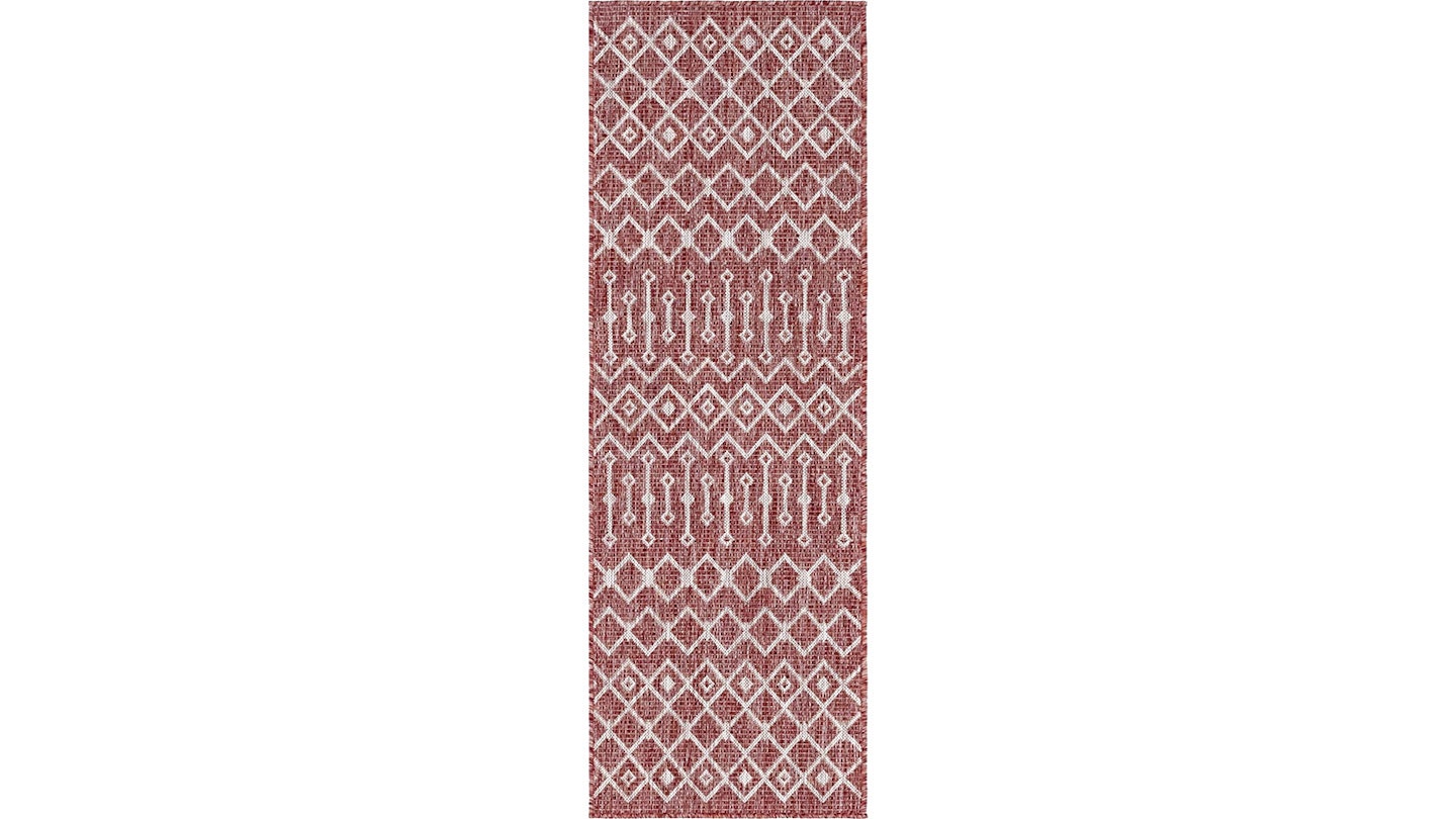 red patterned outdoor rug