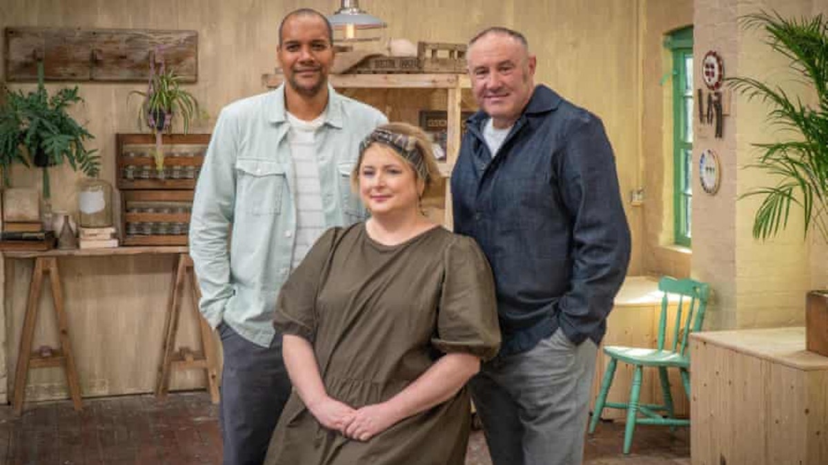 The Great Pottery Throw Down Technicians Rich Miller And Rose Schmits