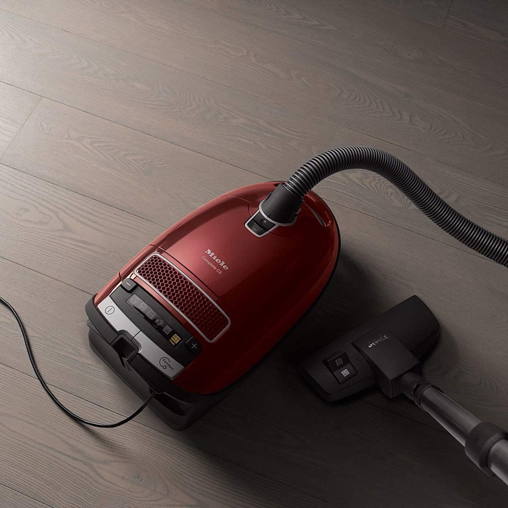 Best Vacuum Cleaner 2021 UK