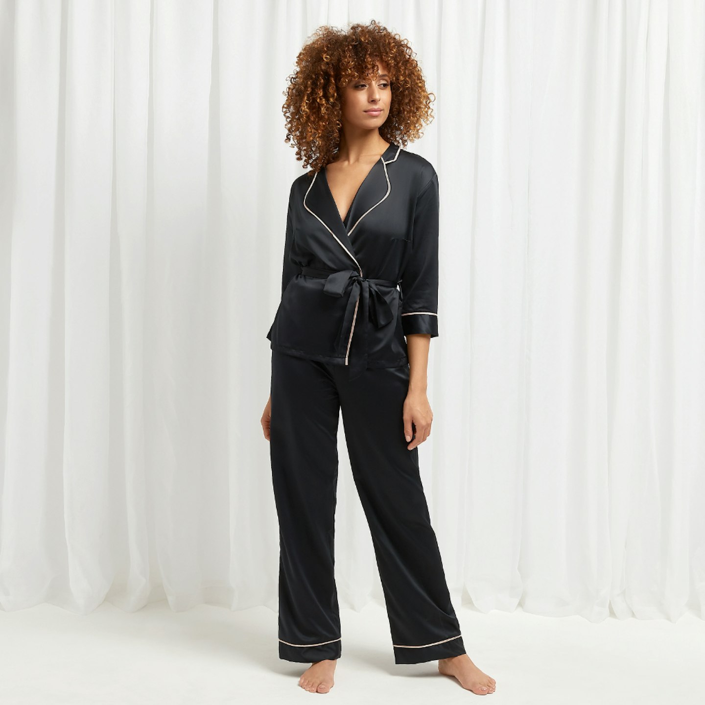 Bluebella Wren Kimono and Trouser Set Black