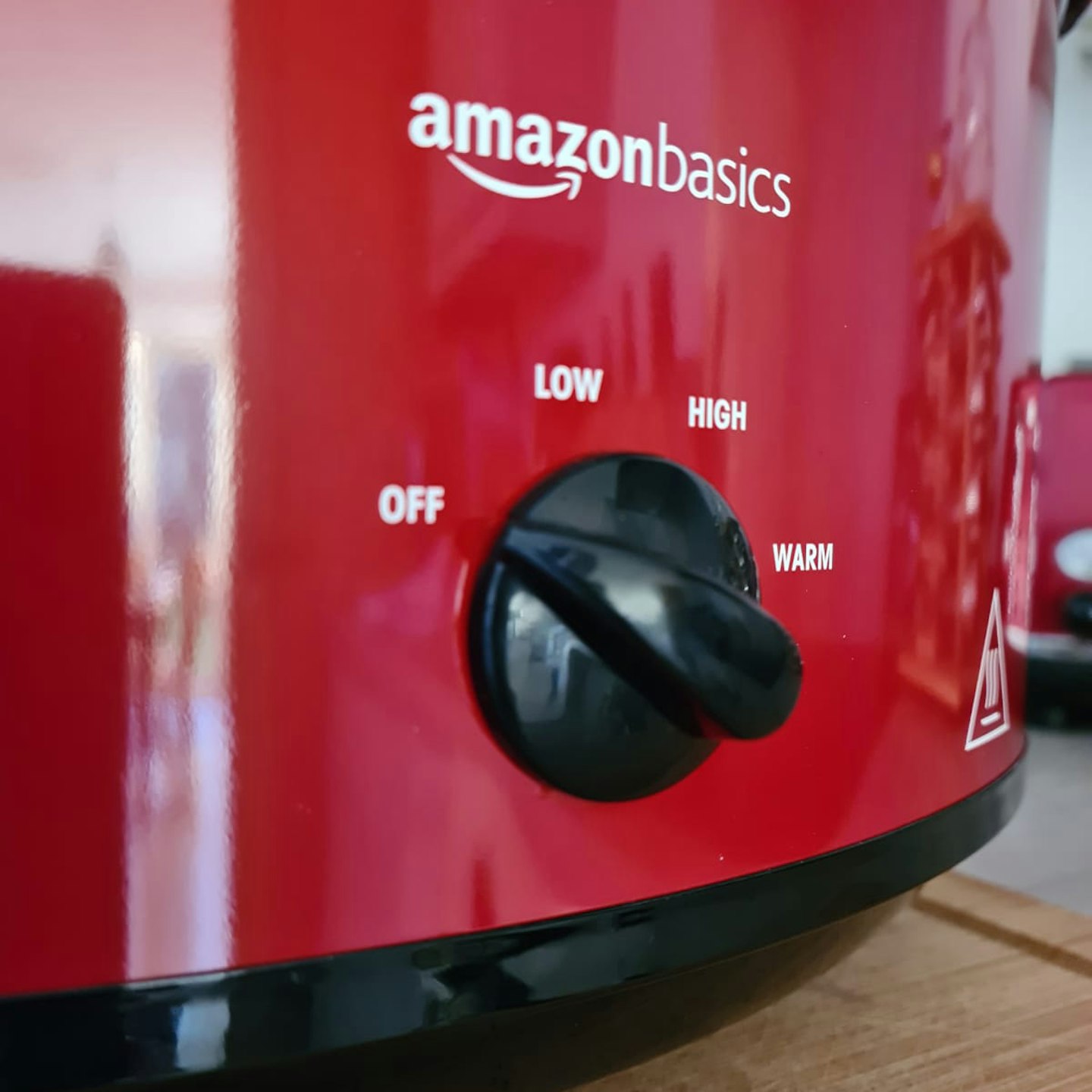 AmazonBasics Slow Cooker Close-up