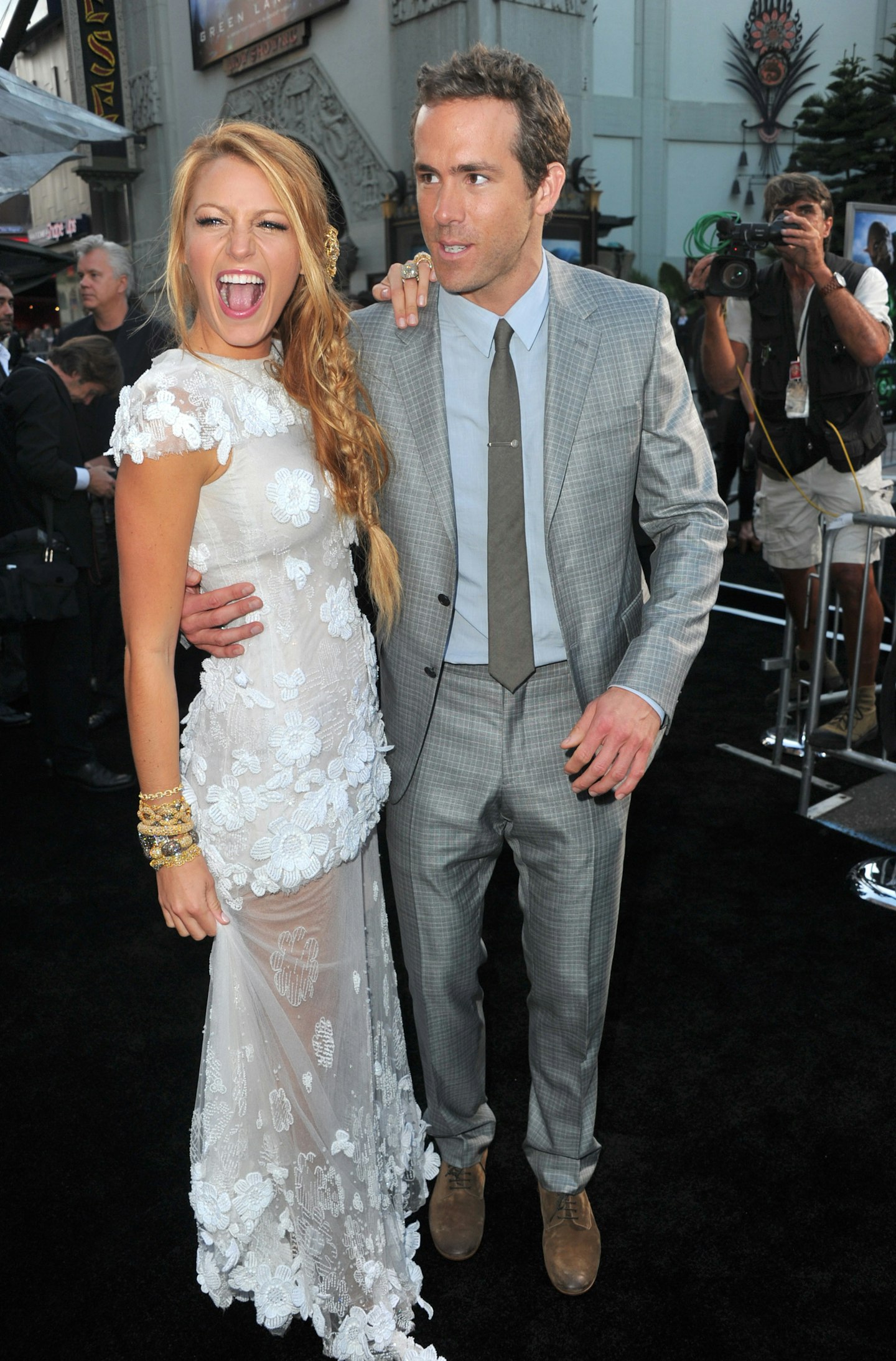 Actors Blake Lively (L) and Ryan Reynolds arrive at the premiere of Warner Bros. Pictures' "Green Lantern" held at Grauman's Chinese Theatre on June 15, 2011 in Hollywood, California.