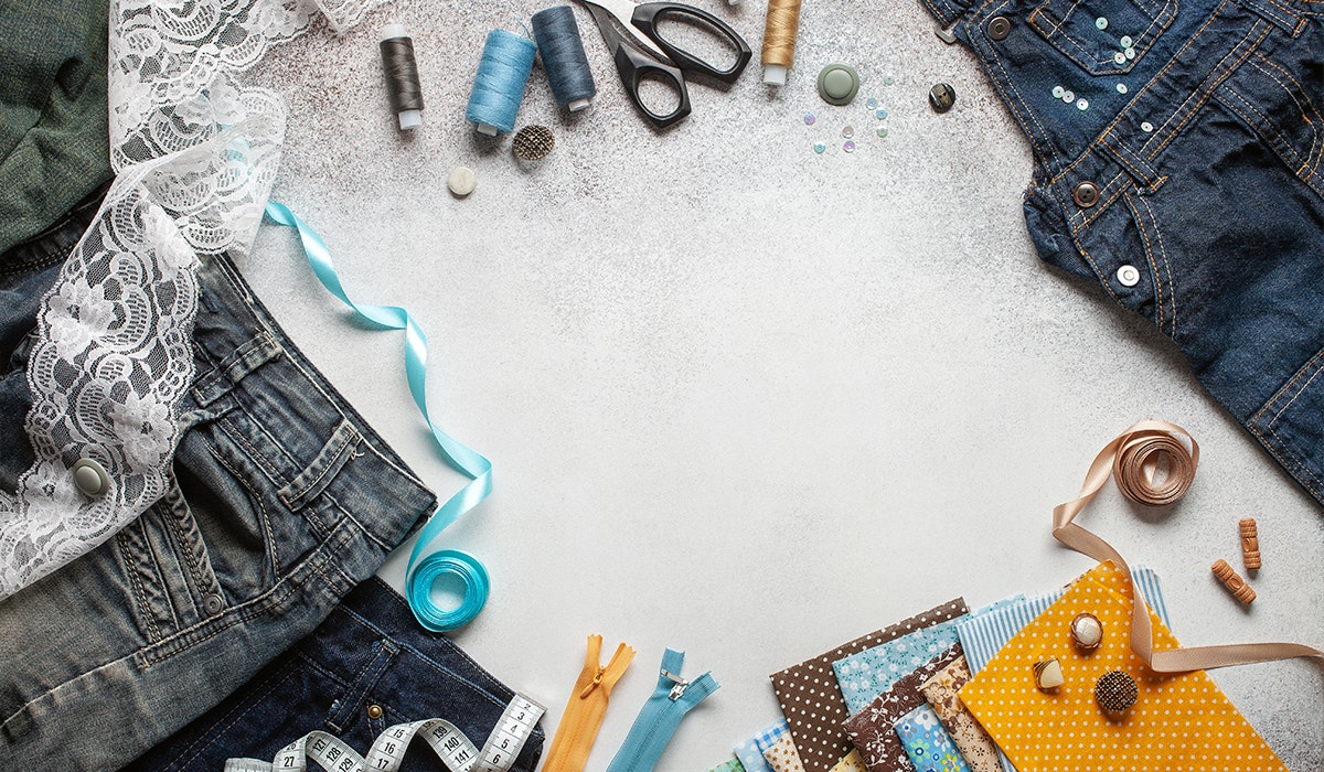 10 Ways to Upcycle Clothes — How to Upcycle Old Jeans, Tees and More