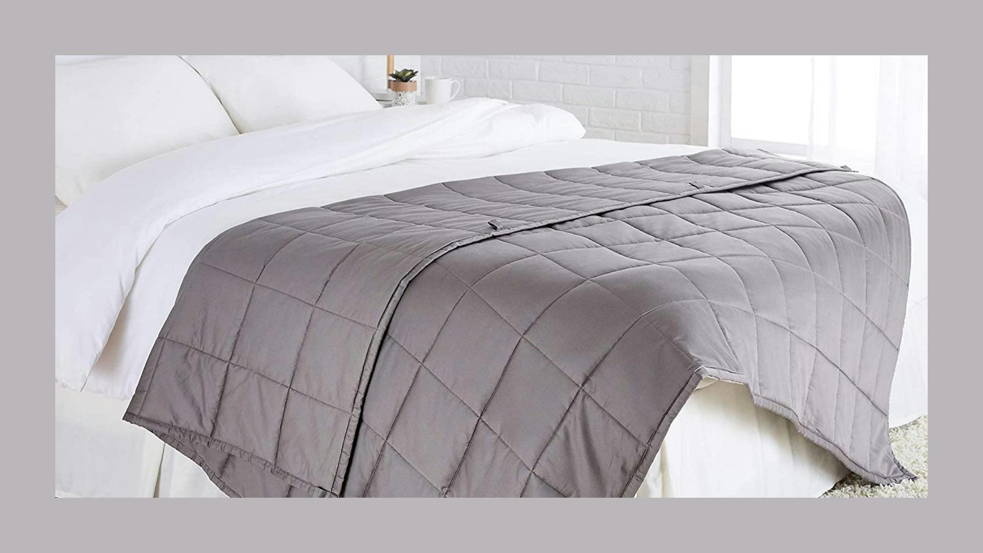 AmazonBasics AllSeason Cotton Weighted Blanket Review