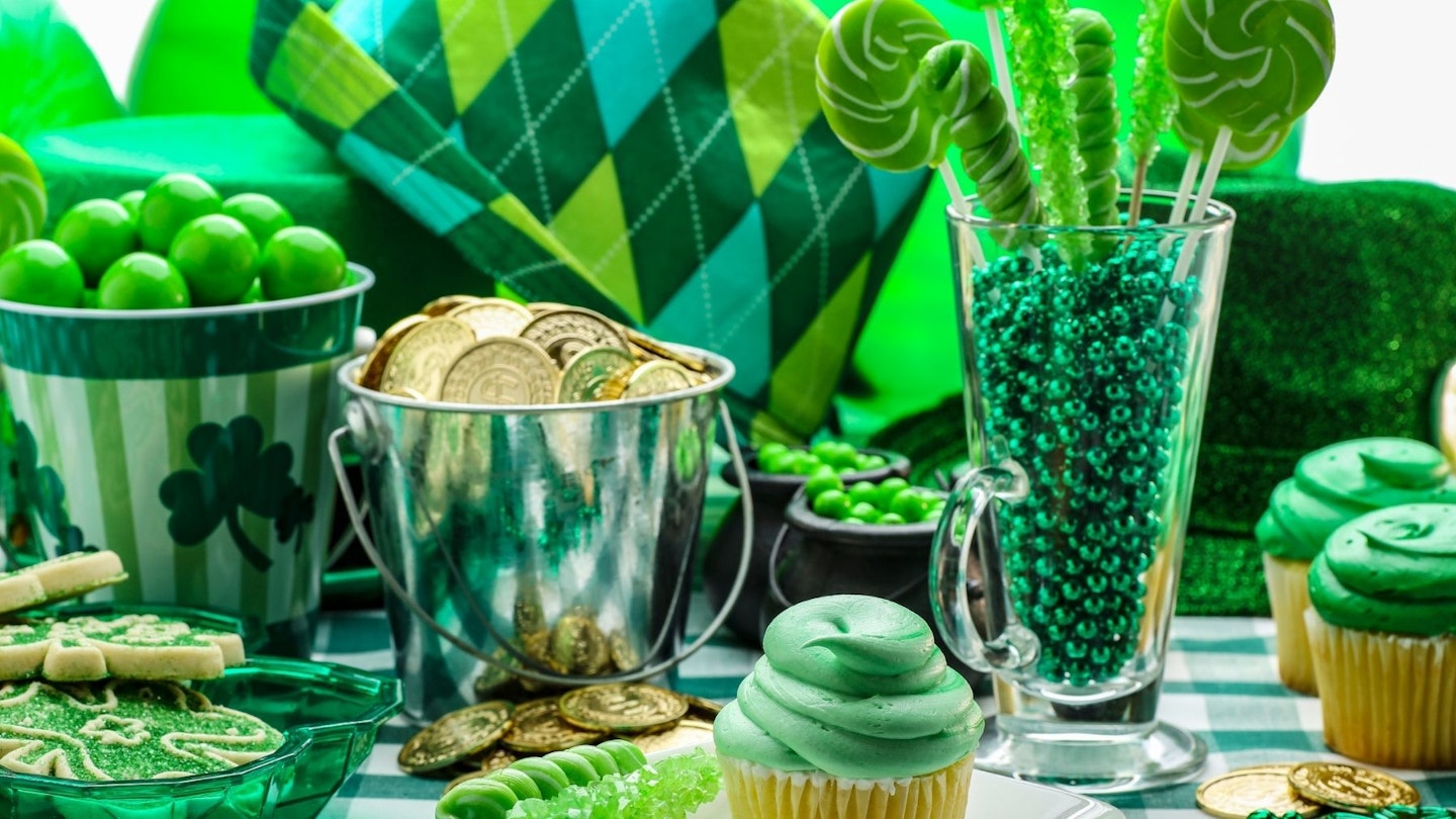 St. Patrick's Day Party: Bright and colourful green photograph of St Patrick's day party favorrs and food