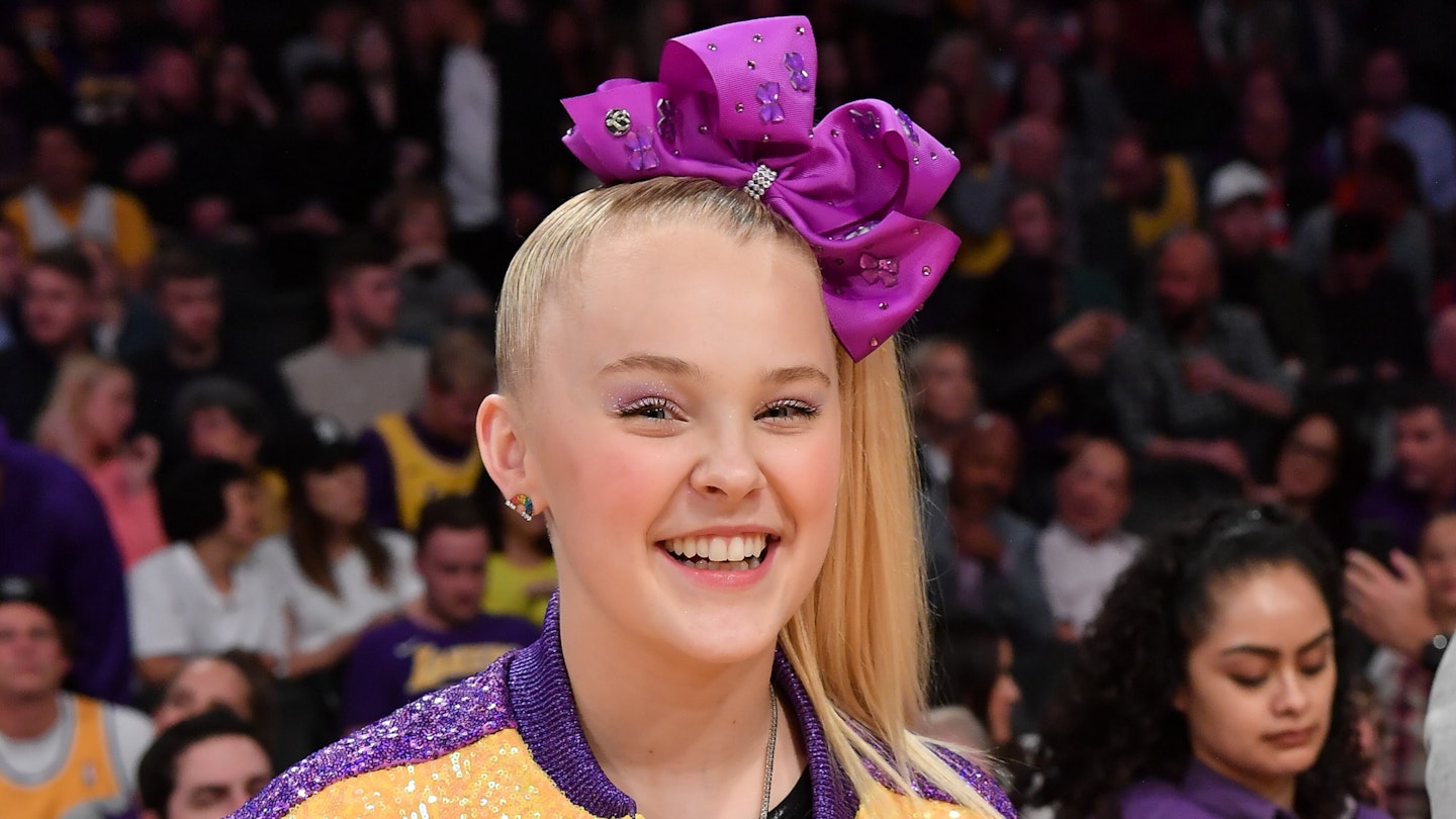 Who is Jojo Siwa and why is she in the news right now?