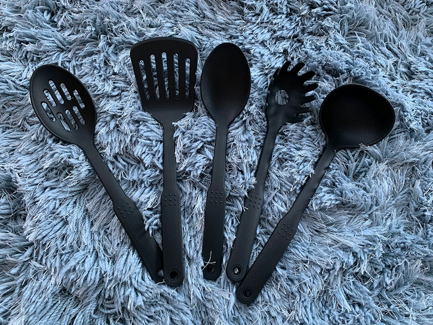 Amazon Basics utensils