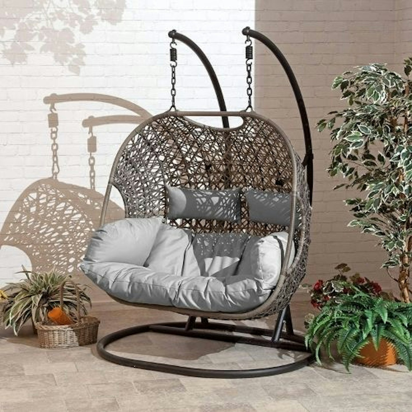 SunTime Brampton Luxury Rattan Wicker Outdoor Hanging Cocoon Egg