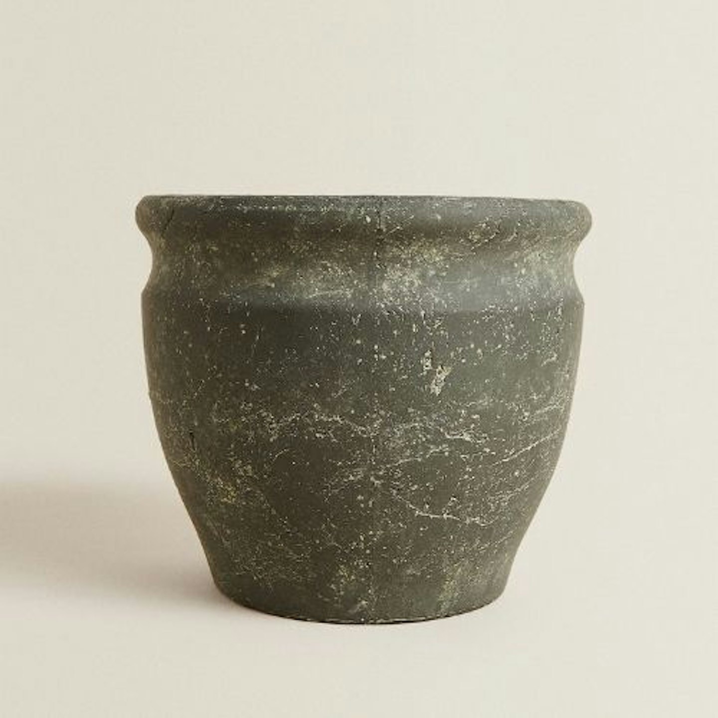 Flowerpot with Antique Finish