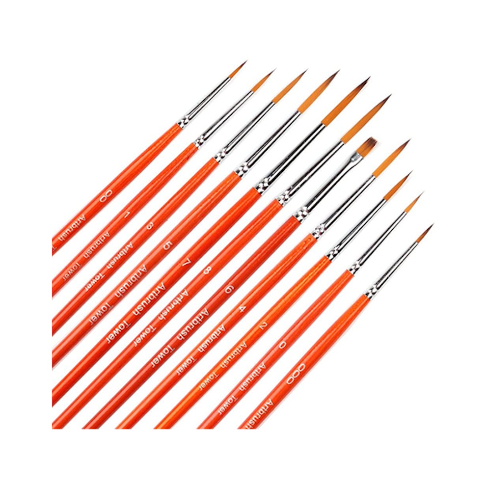 The Best Miniature Paintbrushes for Any Artist