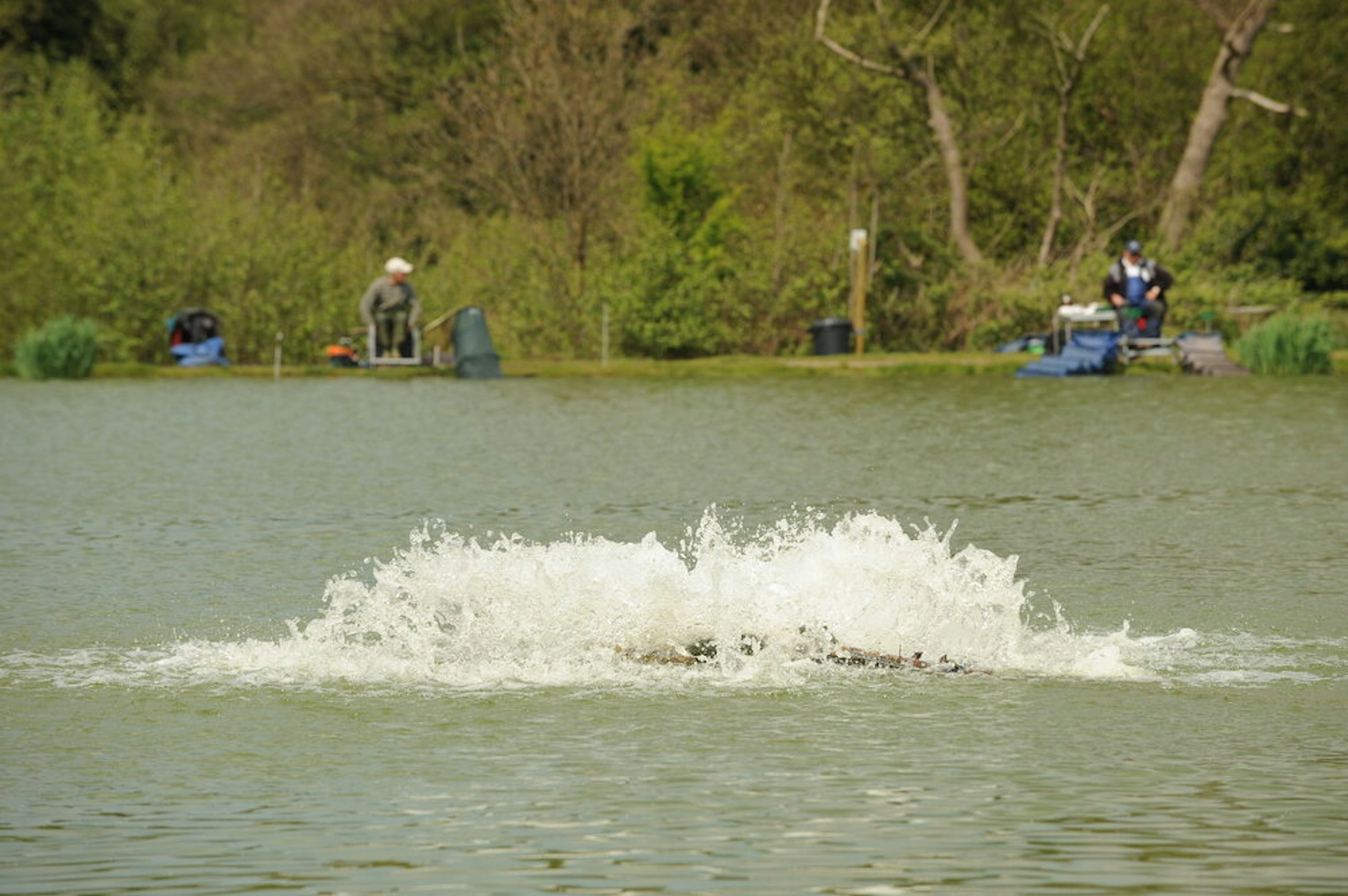 COMMERCIAL FISHING TIPS | HOW TO BAG UP CLOSE TO AN AERATOR - TOMMY PICKERING
