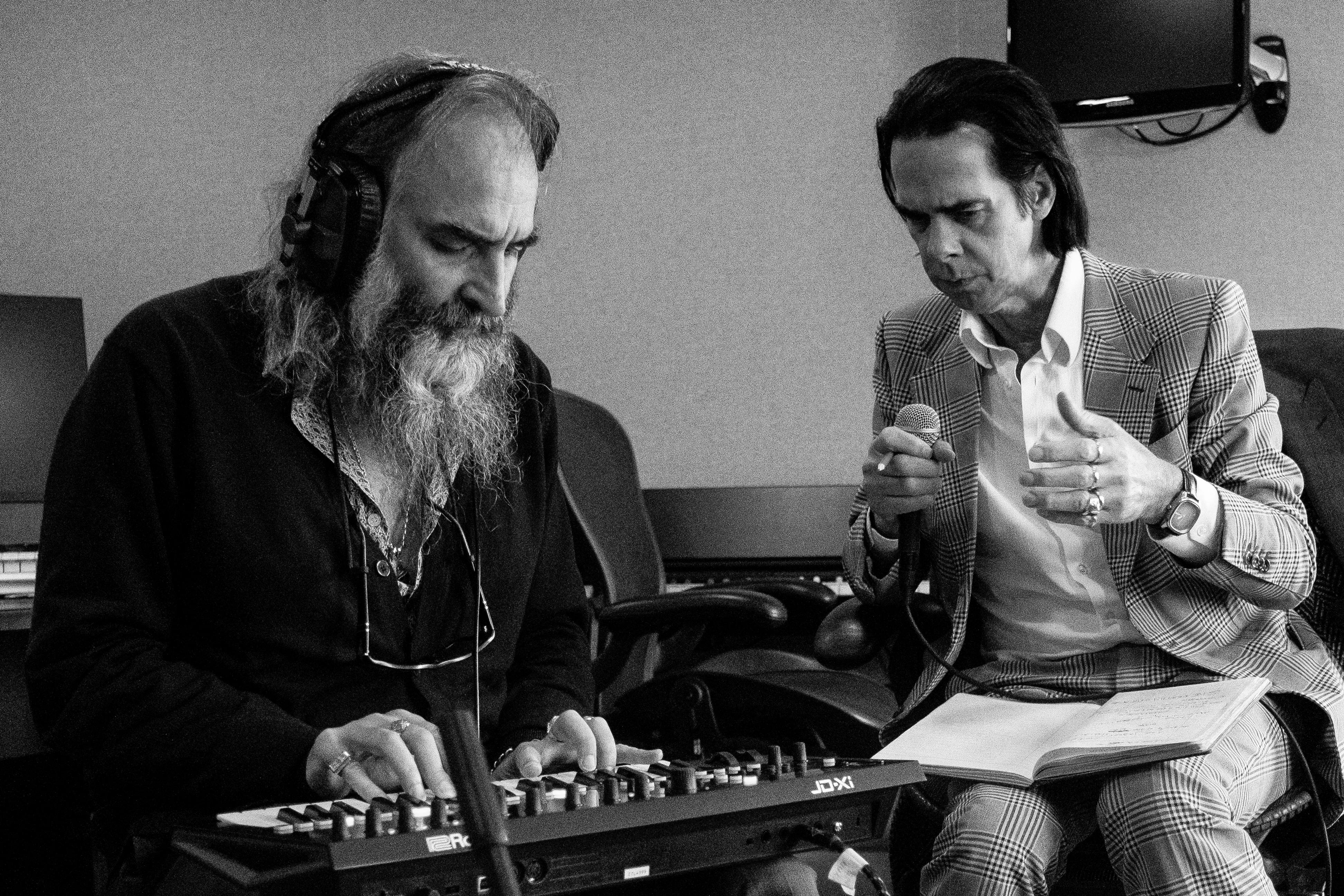 Cave & Ellis