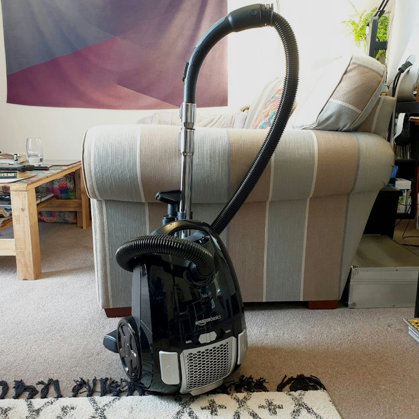 Amazon Basics Vacuum Cleaner 