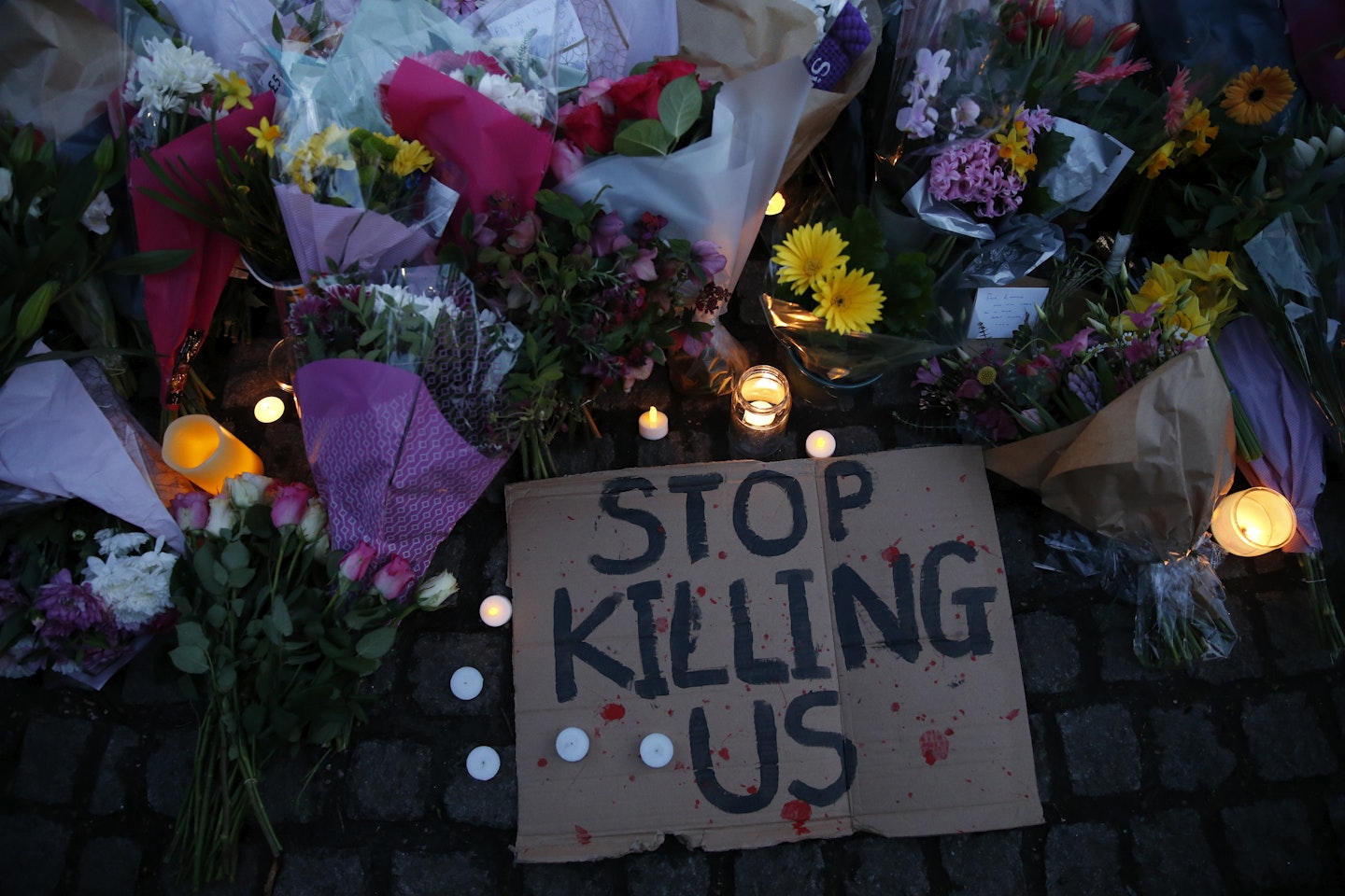 The Most Powerful Signs From Sarah Everard's Vigil - Grazia