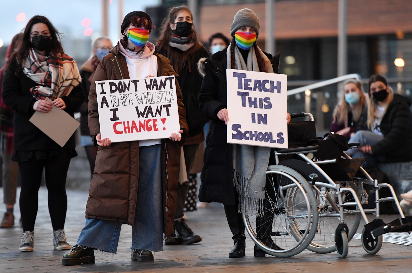 The Most Powerful Signs From Sarah Everard's Vigil - Grazia