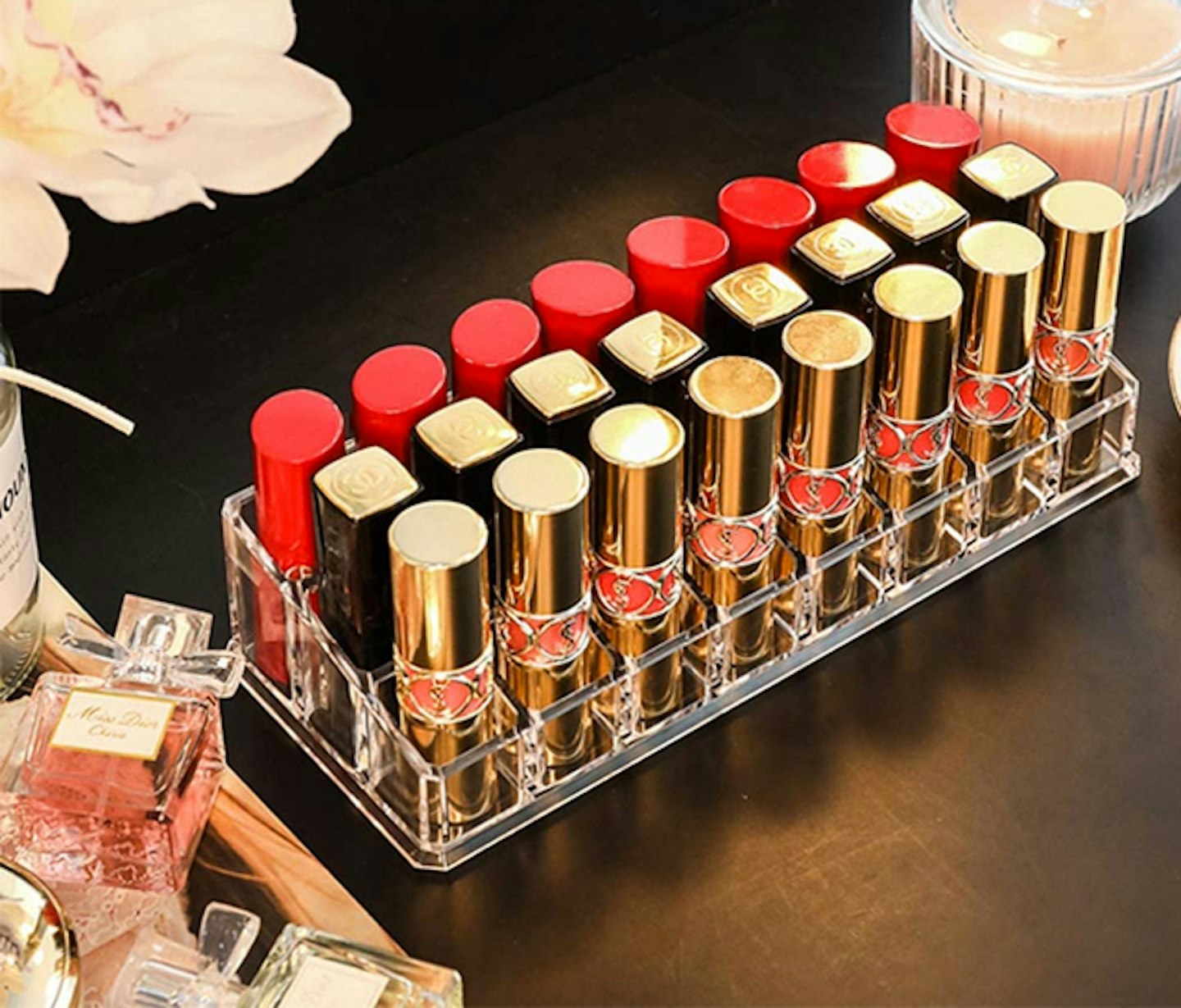 Make-up storage box lipsticks