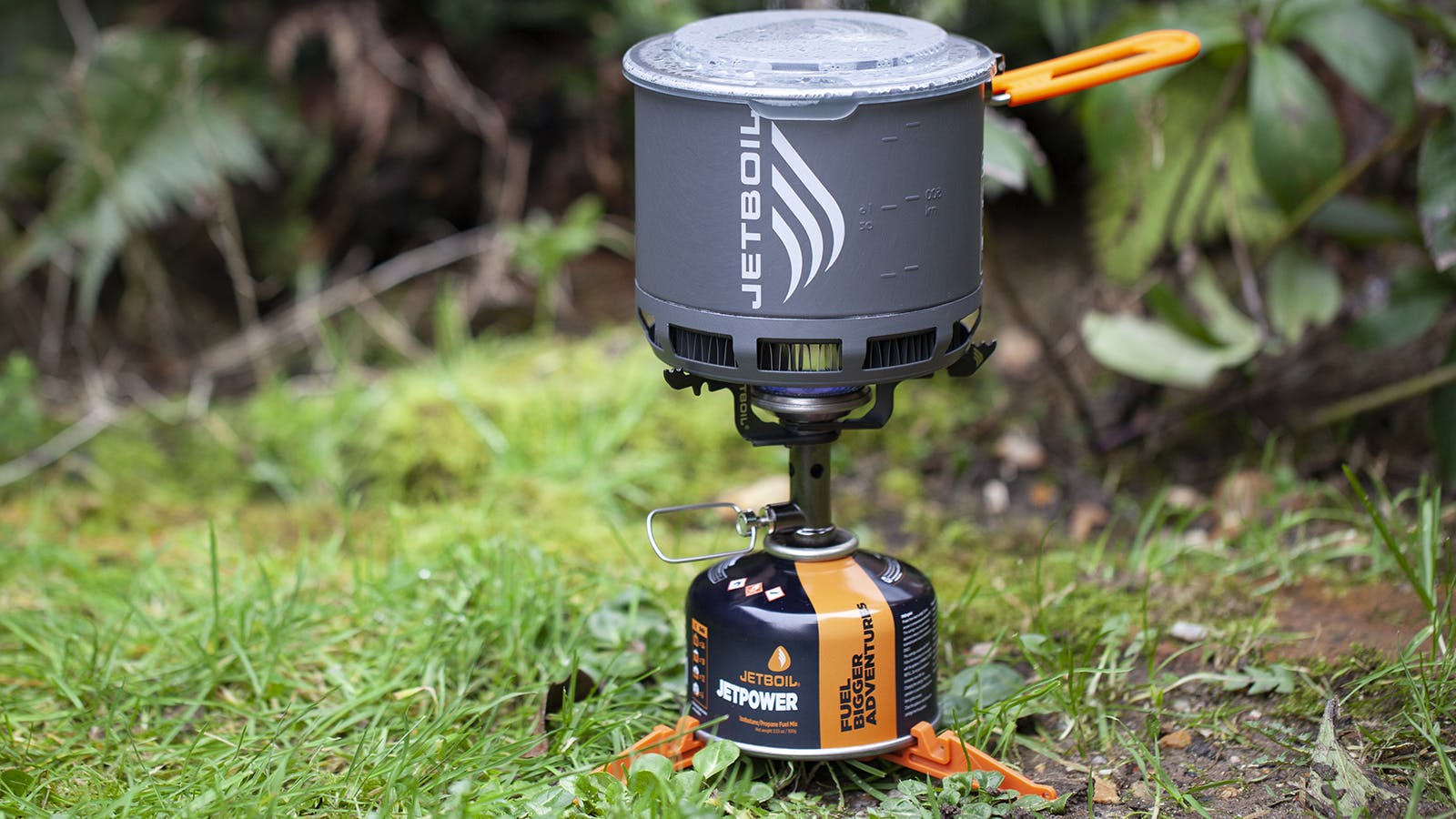 Lightest backpacking outlet stove