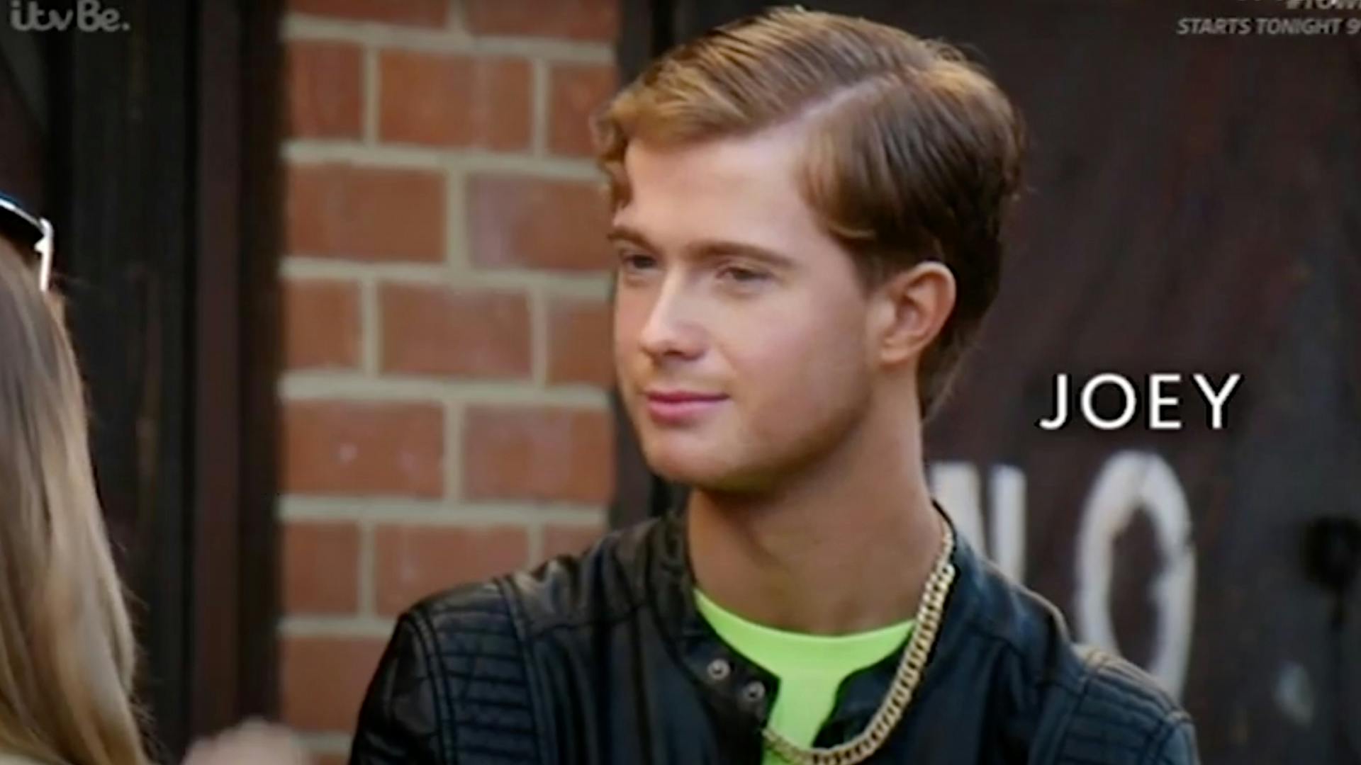 TOWIE's Joey Turner 'mugged by man with machete'