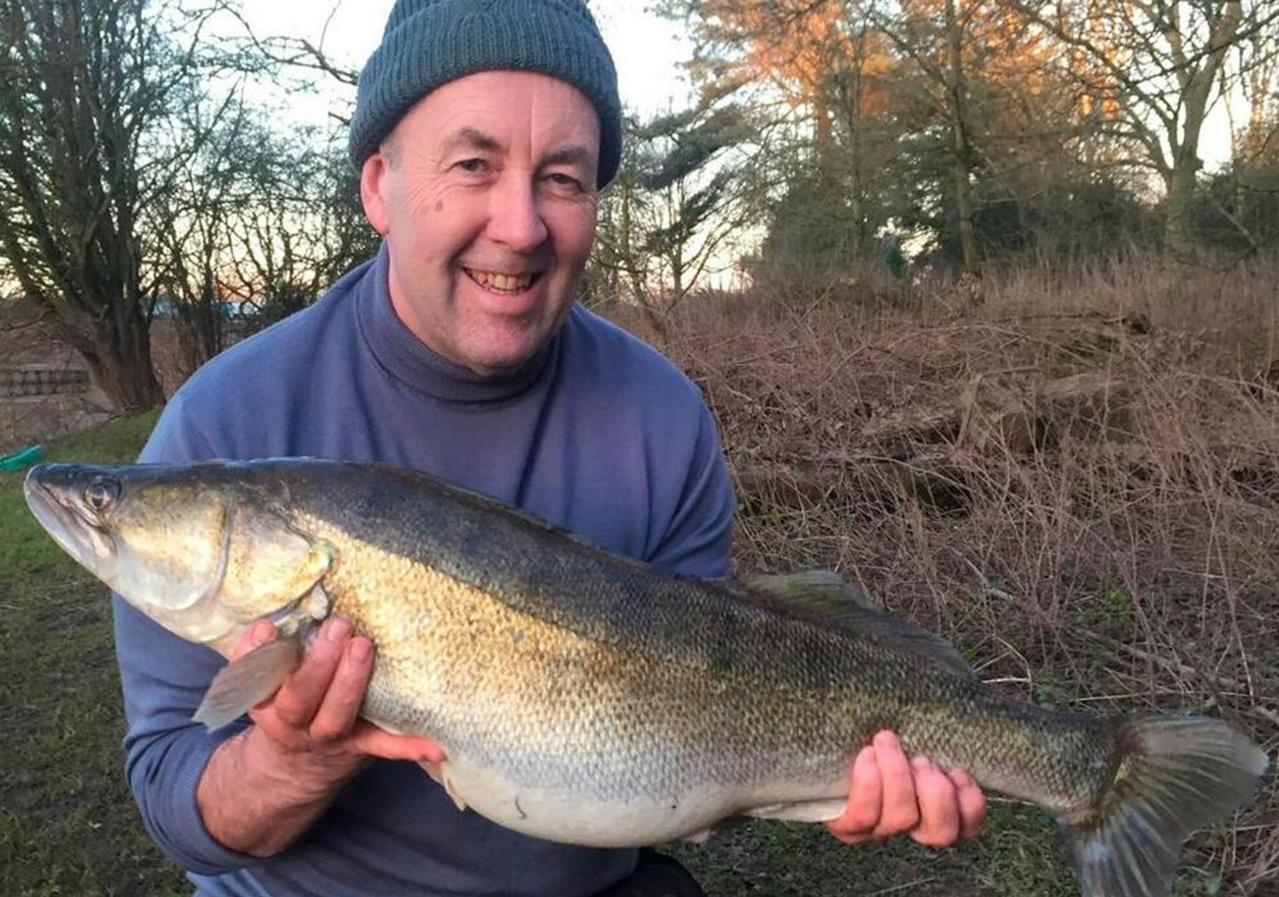 The smaller of the brace at 14lb 11oz