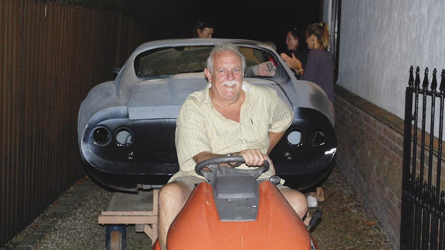 dino102