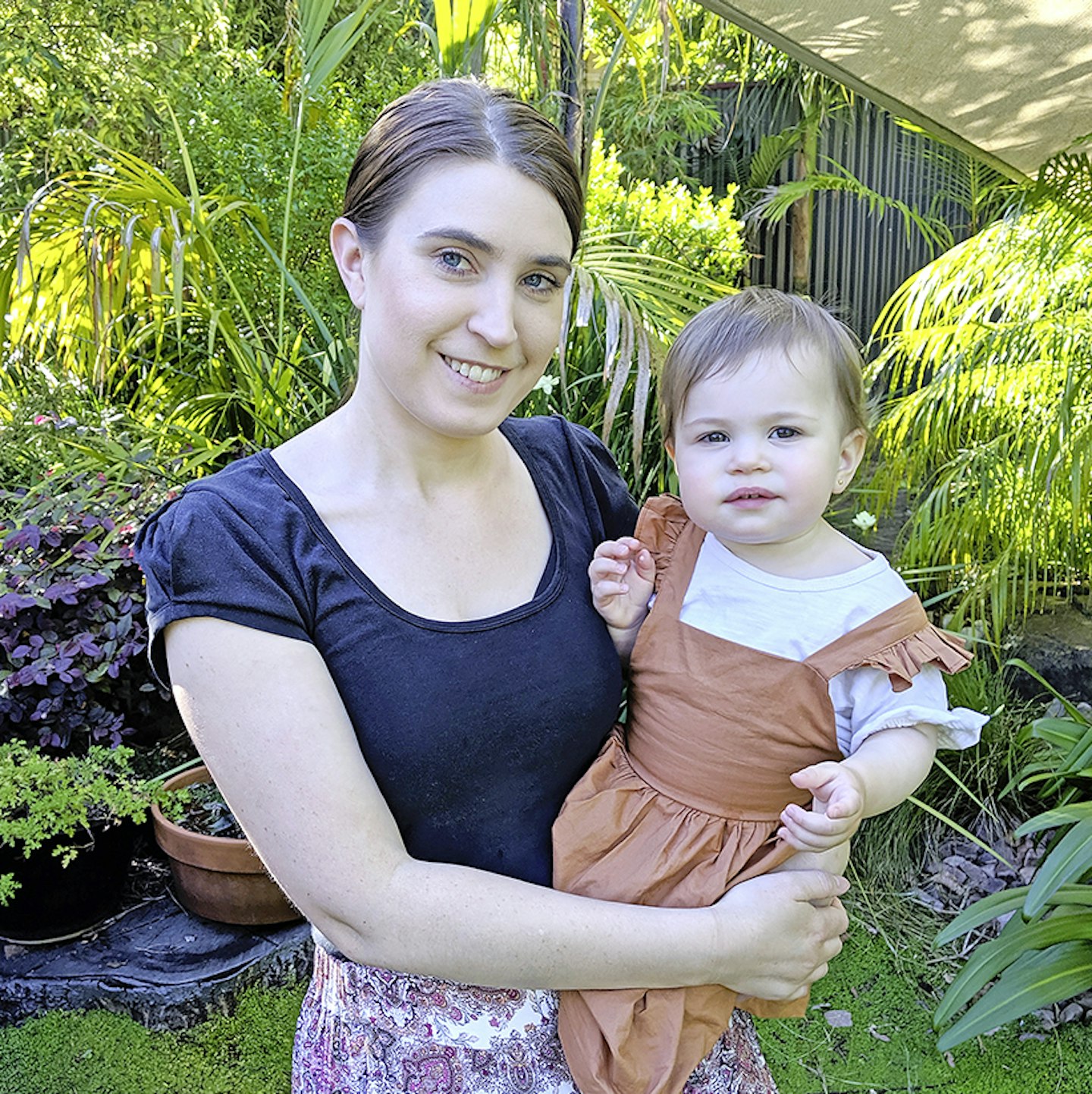 MIDWIFE TO MUM