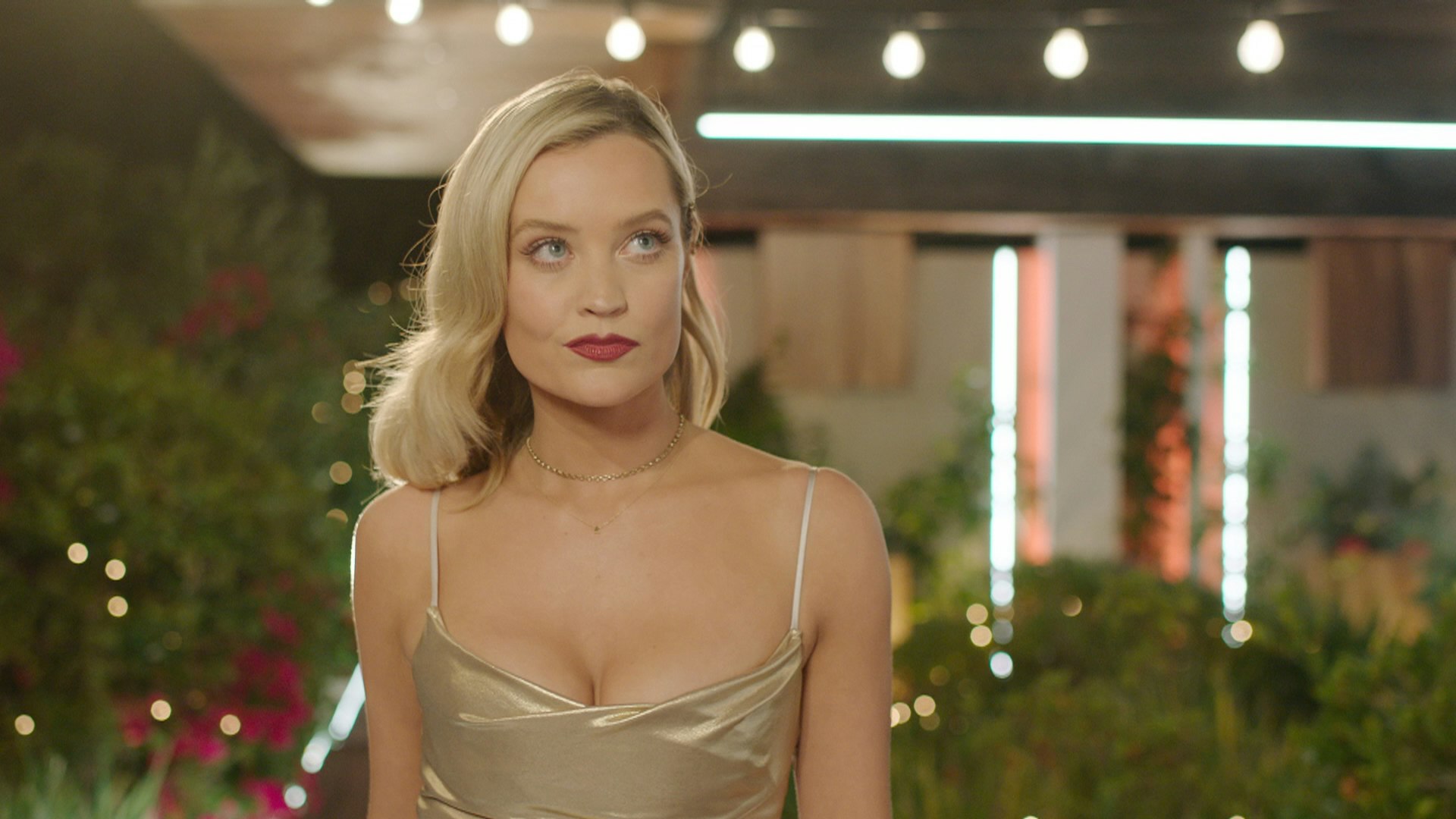 Laura Whitmore Love Island 2021