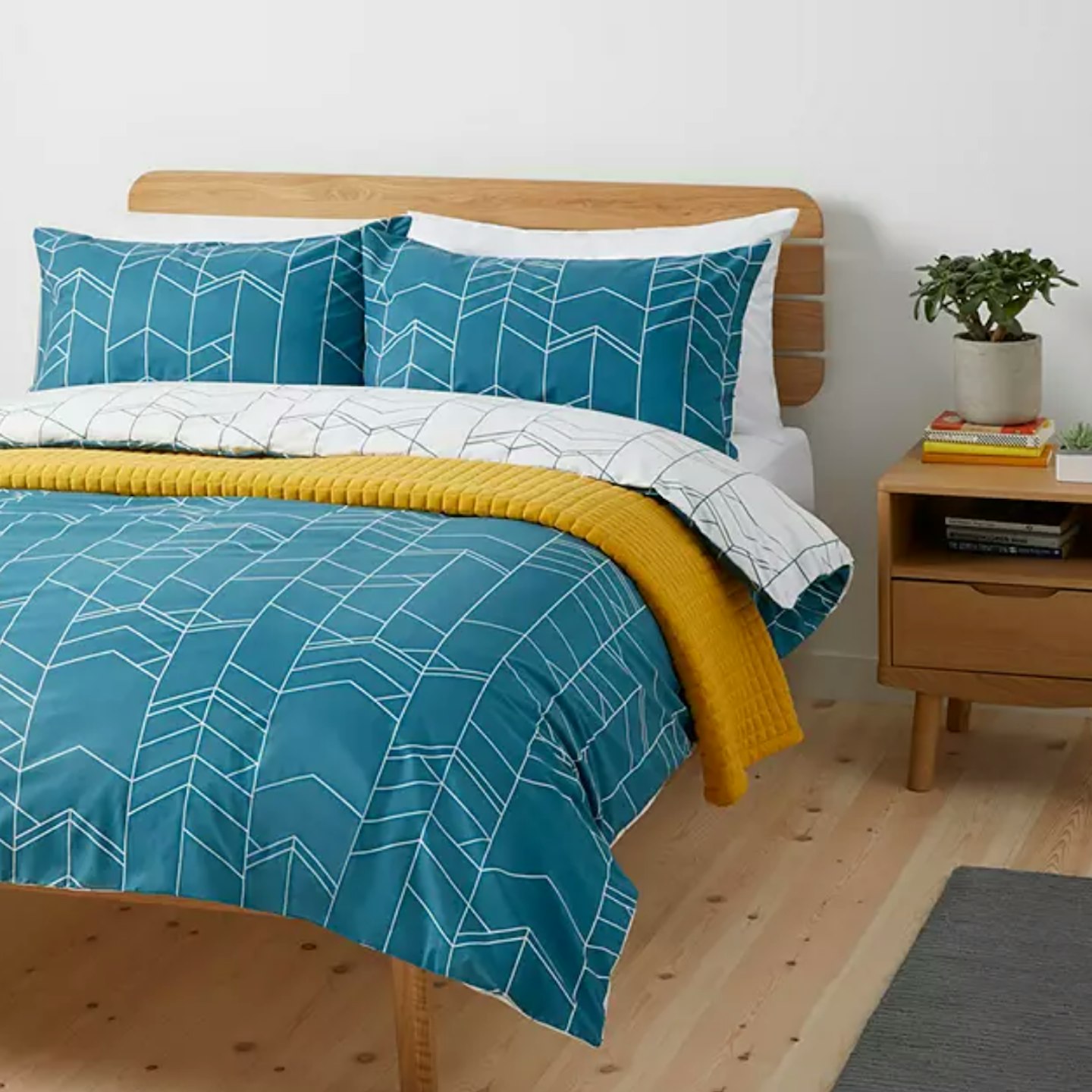 Elevation Duvet Cover and Pillowcase Set